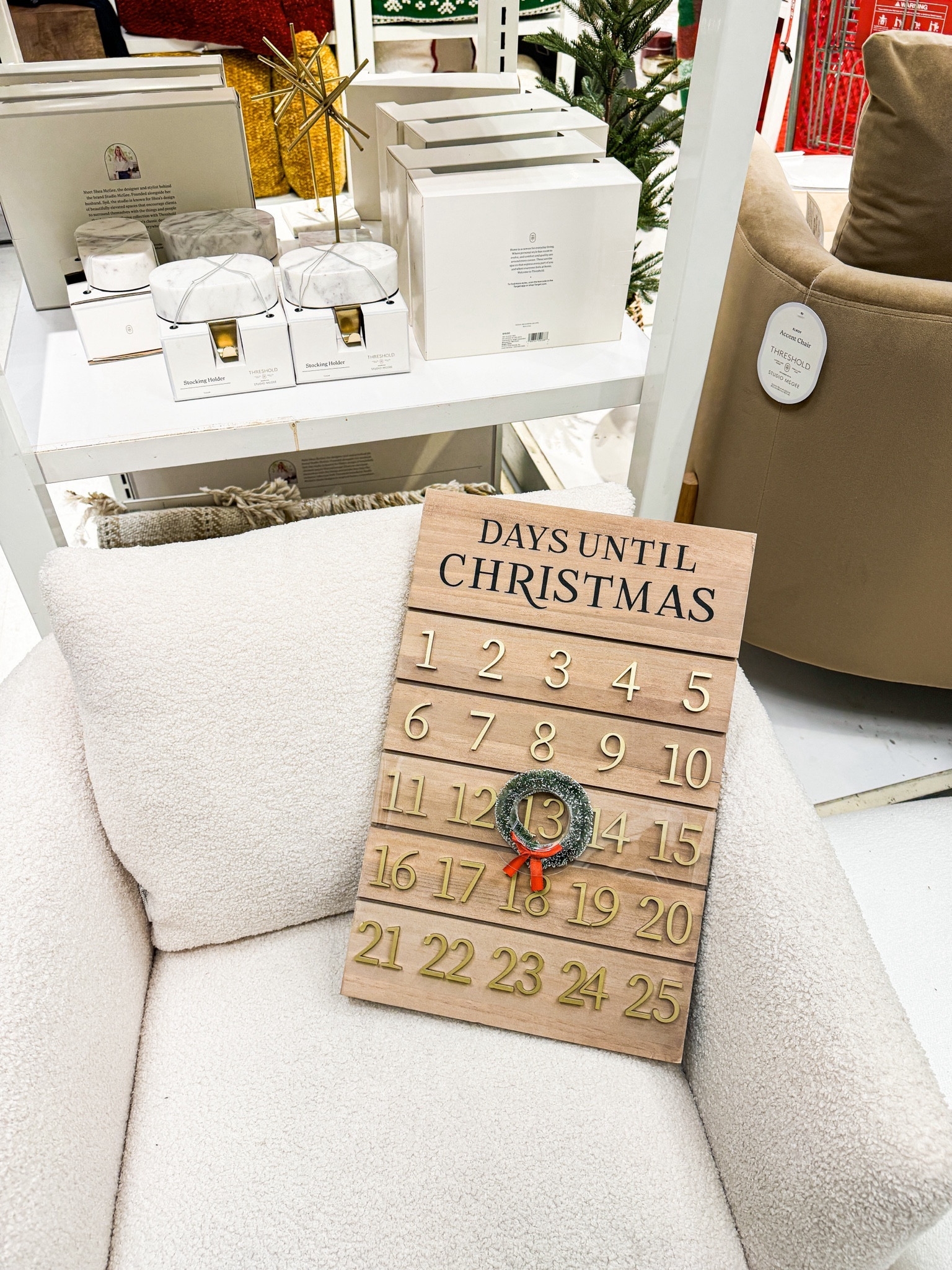 Aesthetic Christmas | gold Christmas countdown | gold Christmas decor finds ✨🎄

#LTKHolidaySale #LTKHoliday #LTKhome