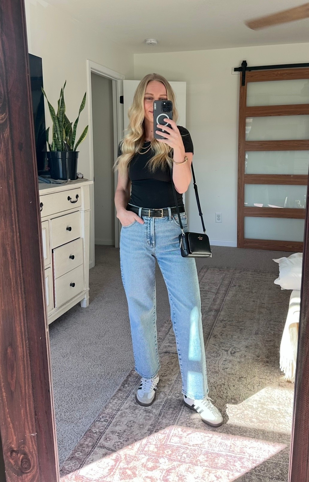 Casual date night outfit 🤍

#LTKmomlife #LTKootd #LTKPetite