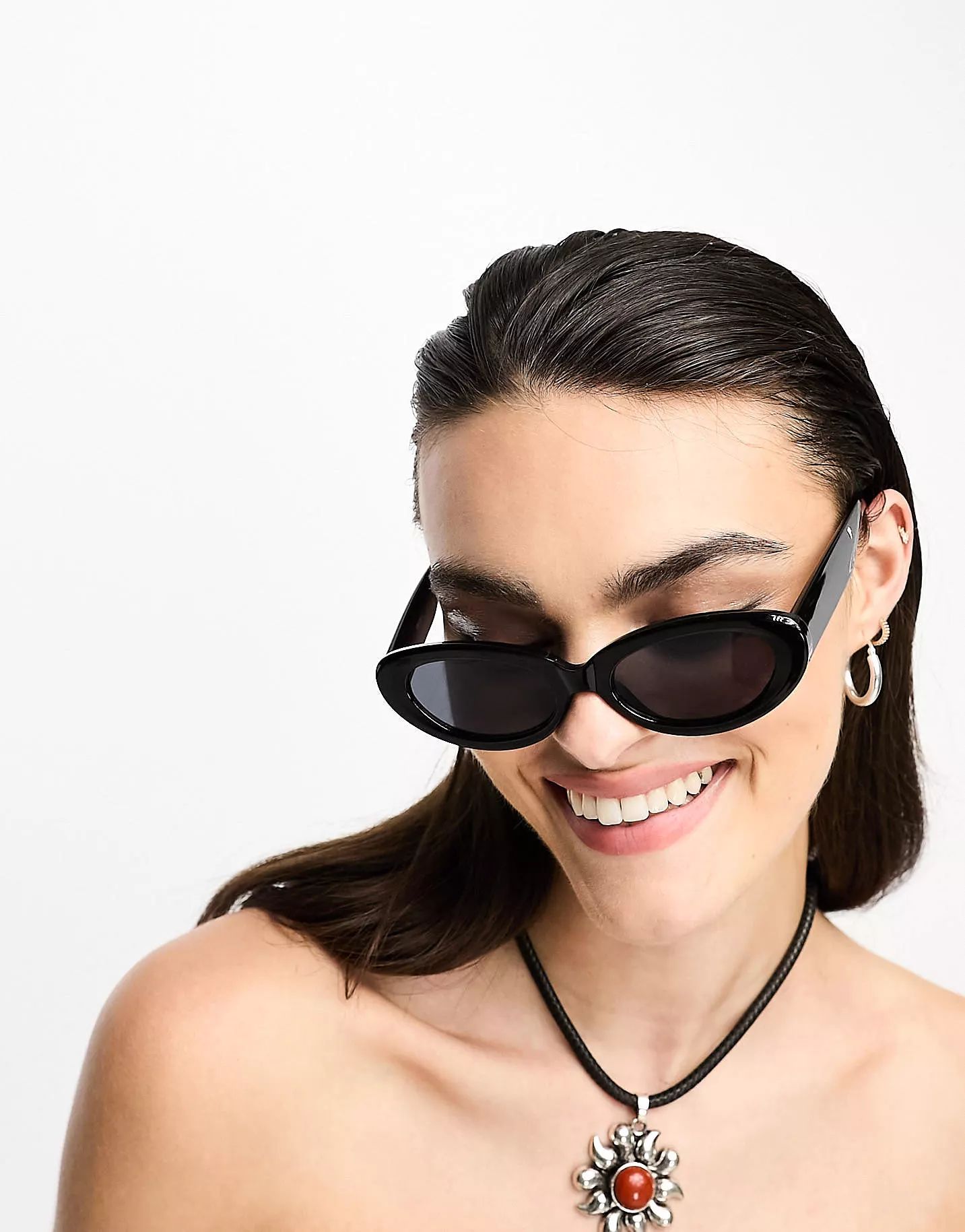 ASOS DESIGN  oval sunglasses in black | ASOS (Global)