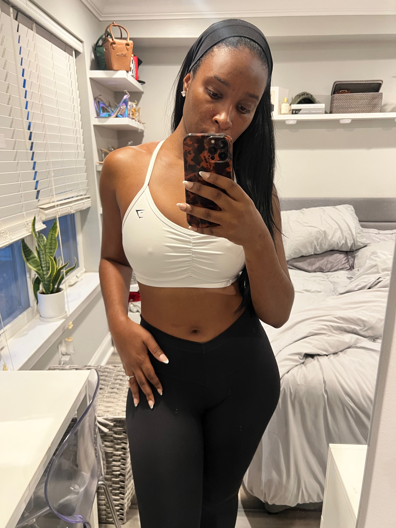 Keeping it simple and chic for my at-home vibes! Loving this comfy-yet-flattering sports bra and high-waisted leggings combo. Perfect for lounging, workouts, or running errands. Shop the exact look and my home essentials via my LTK! 💕✨ #LTKfit #LTKhome #ComfyChic #AthleisureStyle

#LTKSaleAlert #LTKCyberWeek #LTKFitness