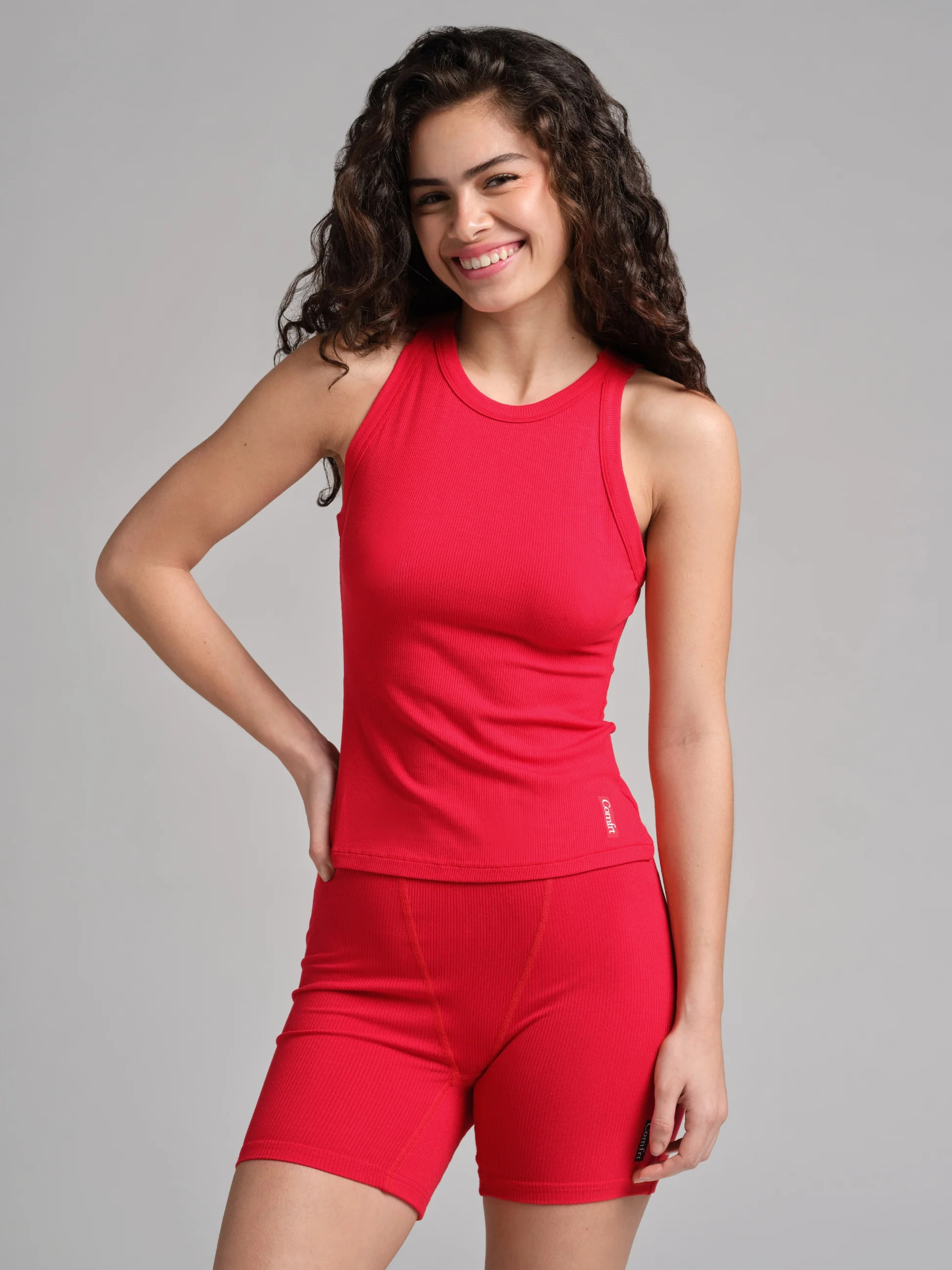 Comfrt Rib Contour High Neck Tank | Cherry | M | Medium | Comfrt