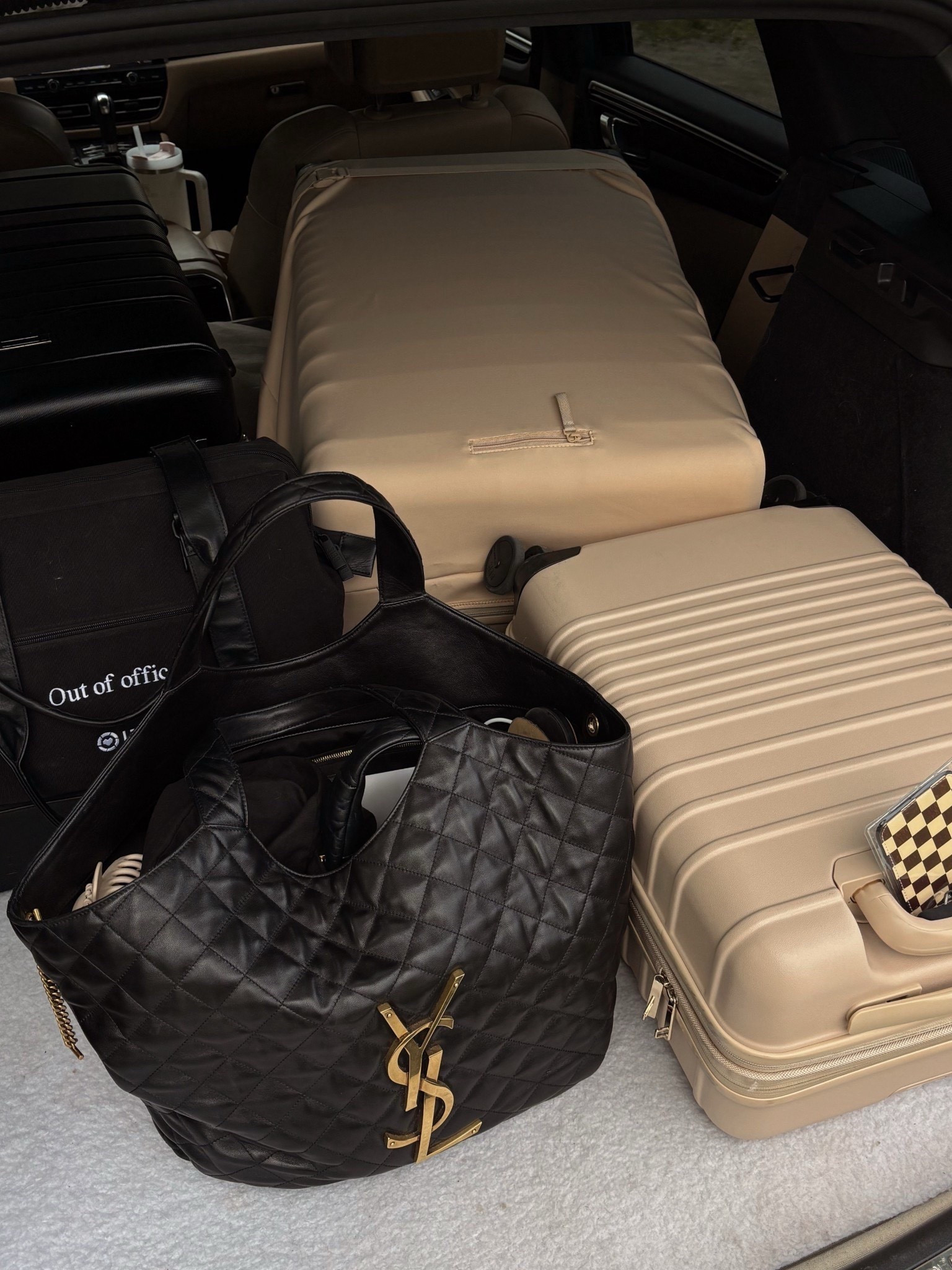 UP TO 50% OFF BEIS!!
BEIS luggage and luggage cover!🤍



Travel, luggage, matching set, organization, organized, packing, sidneymarieduke 

#LTKTravel