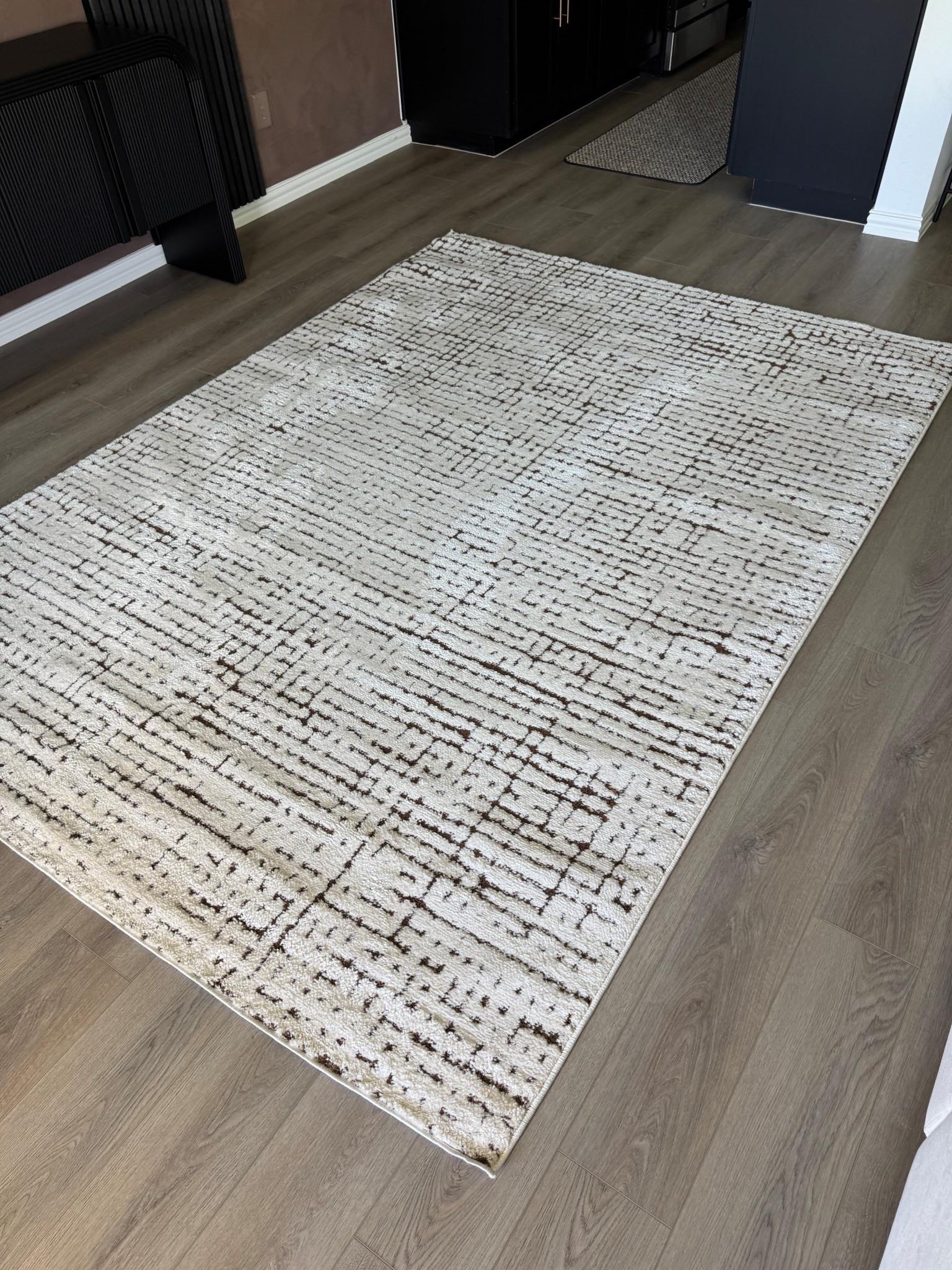 Dining table rug

#LTKHome #LTKSaleAlert #LTKU