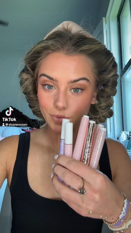 okay what how cool is this the @tarte cosmetics lip vinyls have “30% of formula infused with WetShine complex for mirror-shine, wet lips” so it makes them juicy as all get out 😌🫶💋

#tartecosmetics #tartecosmeticsreview #tarte #tartemaracujajuicylip #tartelipplump #shimmerlipgloss #makeup #makeuphacks #makeuptok #makeuptips #makeuptutorial #grwm #favoriteproducts #makeupfavorites #ttsacl #fyp #beautytok #lipgloss #lipbalmviral #lipbalmreview  #lipglosses #favoritelipgloss #favoritelipcombo #lipproducts #lipcombo #lipcombotutorial #lipcombos 

#LTKfindsunder50 #LTKbeauty #LTKVideo