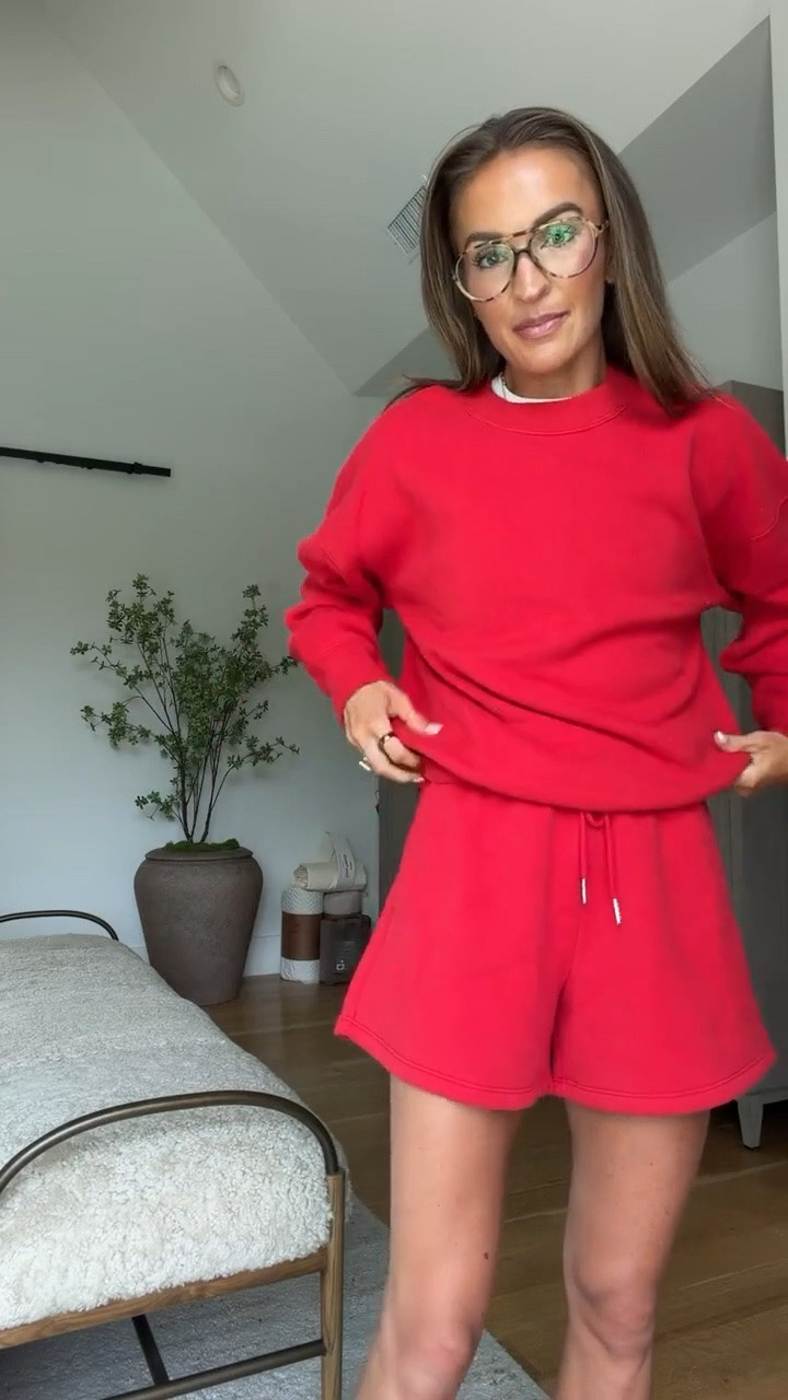 The sweats you can lounge in or leave the house in 🙌🏼 run tts

#LTKootd #LTKmomlife