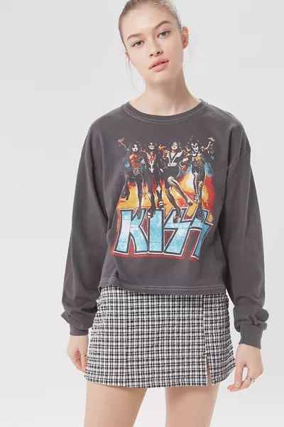 Day Kiss Oversized Long Sleeve Tee | Urban Outfitters (US and RoW)