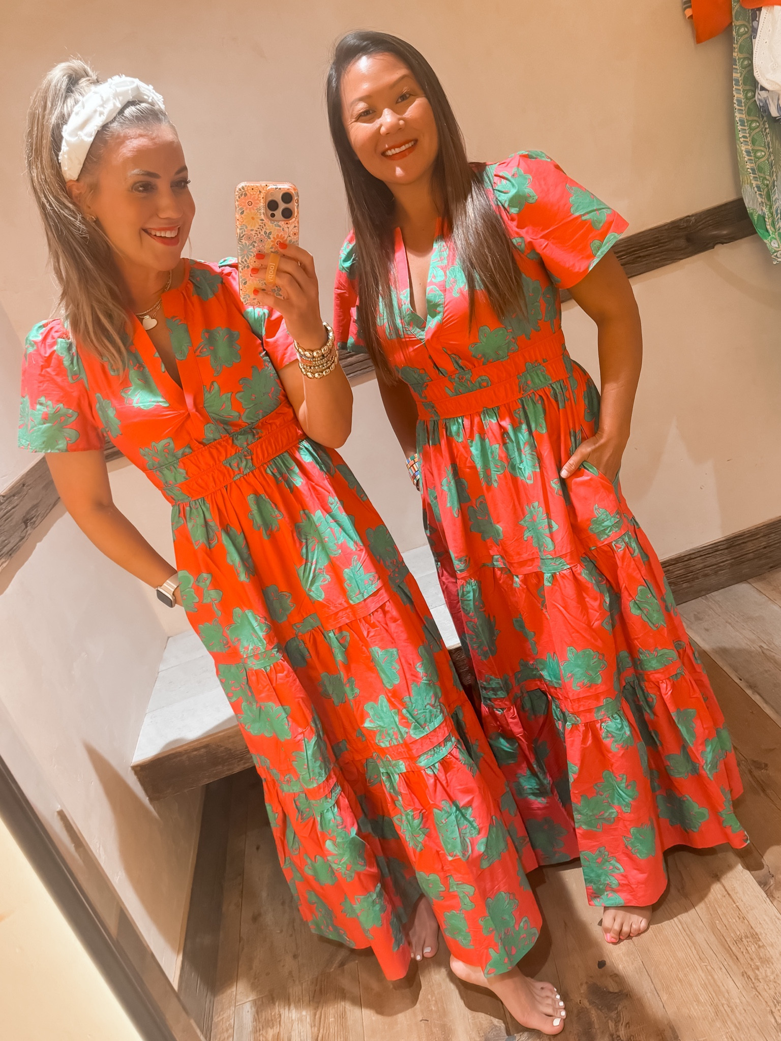 The best all around maxi dress ever. Comes in a dozen colors/prints. I’m in a XS and my friend is in a small.

Anthropologie

#LTKFindsUnder100 #LTKOver40 #LTKStyleTip