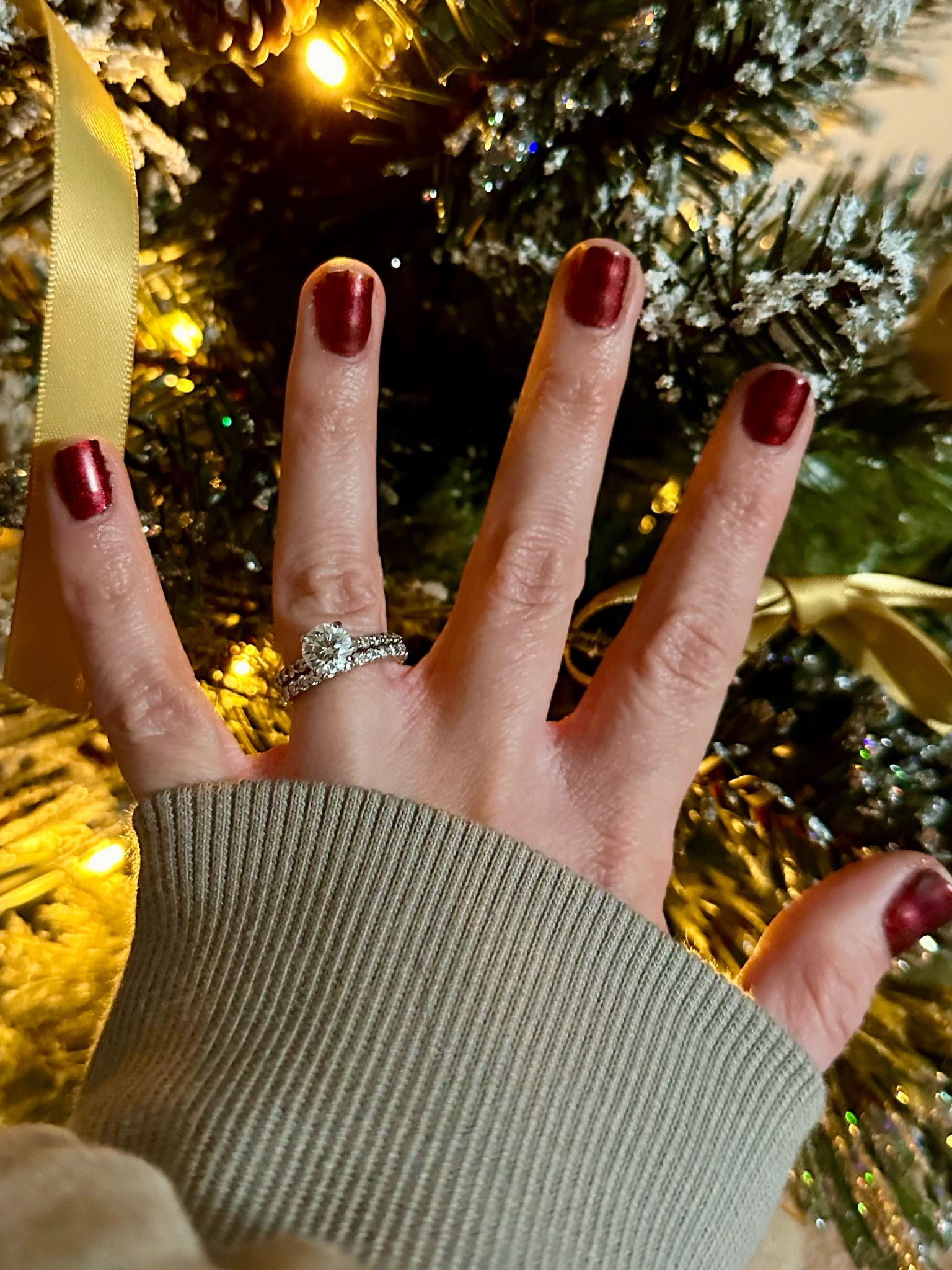 Christmas nails 

Red glazed donut rarjsm chameleon 865

Amazon nails, red nails, holiday nails, diy nails, easy nails, gel nails, cyber Monday deal 

#LTKCyberWeek #LTKHoliday #LTKBeauty