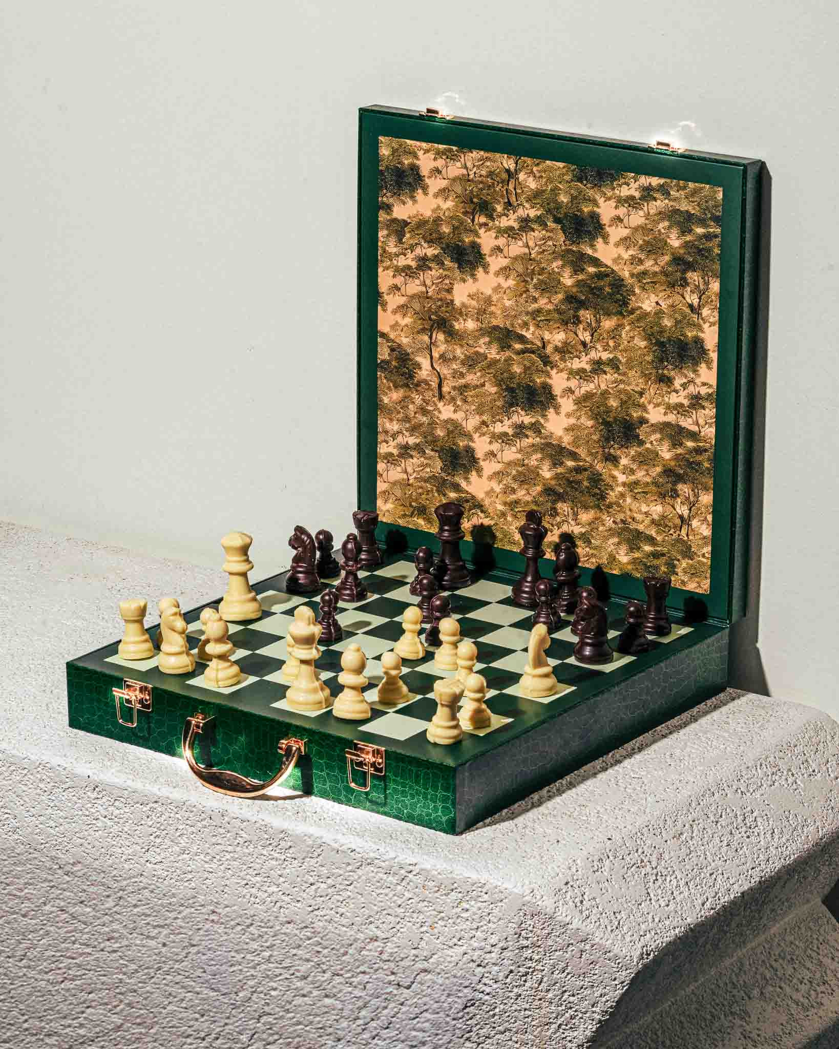 Luxury Grandmaster Chocolate Chess Pieces Set | Compartes Chocolatier