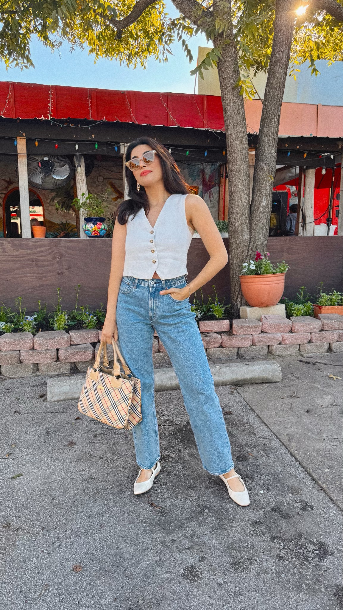 Casual outfit idea 
Jeans are Abercrombie 
Flats are Dolce Vita 


#LTKstyletip #LTKCyberWeek #LTKGiftGuide
