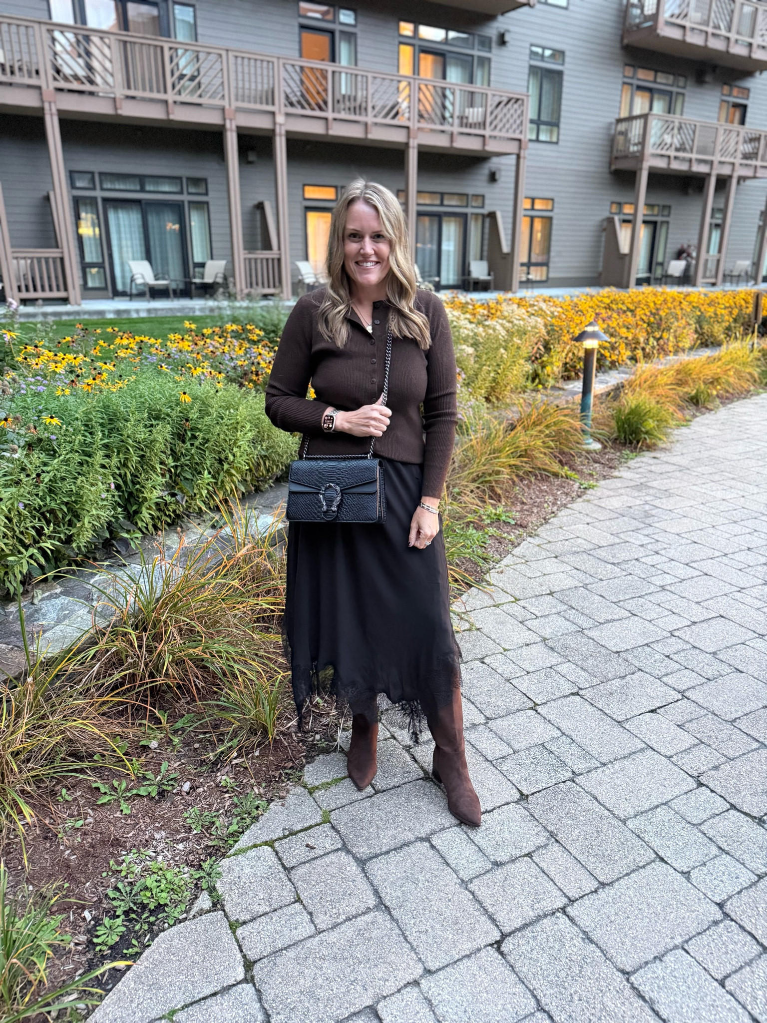 Fall dinner outfit

Fall outfit maxi dress floral dress midi skirt sweater fall fashion boots

#LTKgrwm #LTKmomlife #LTKootd