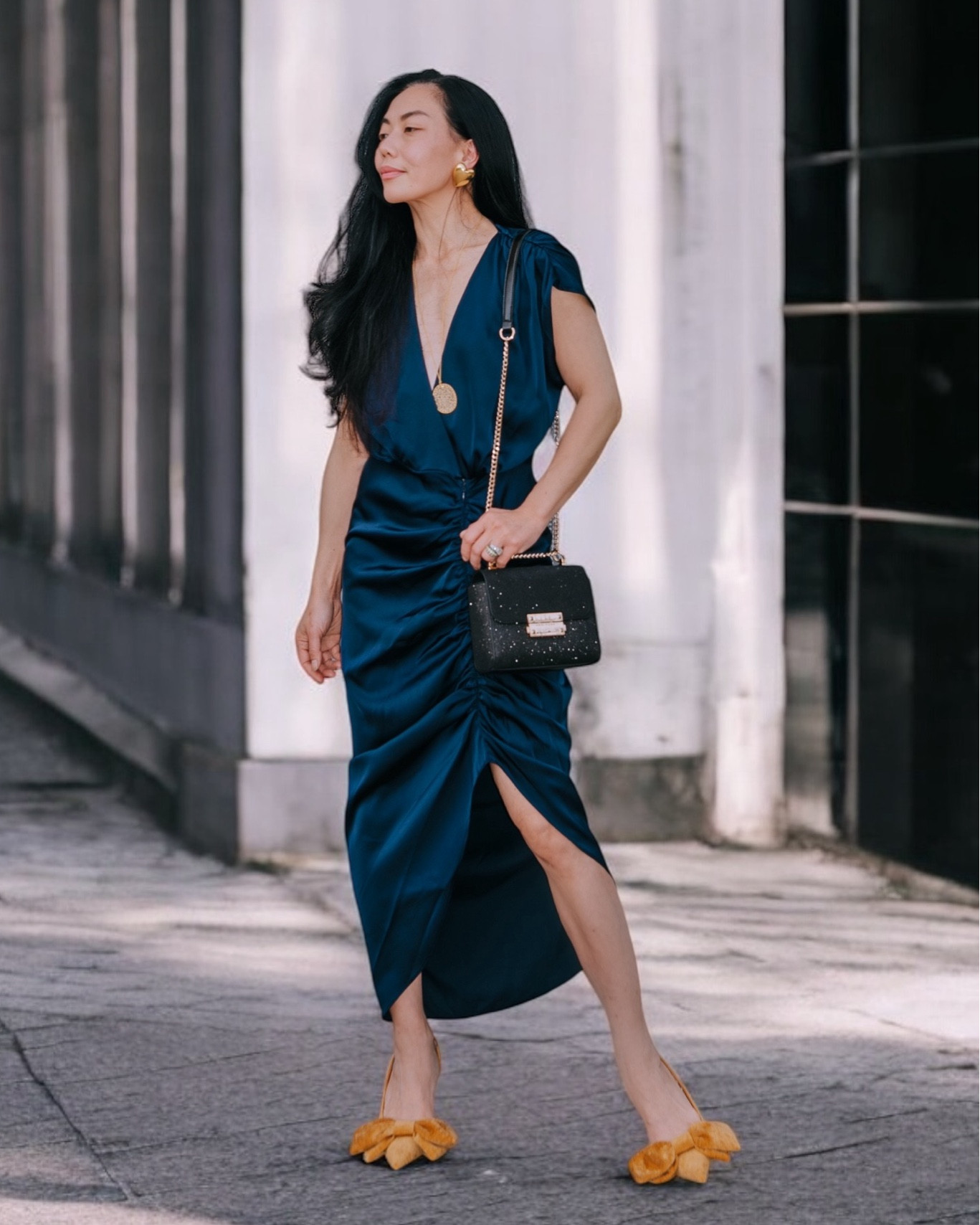 Dress to impress. This @NicoleMillerNYC x @kohls dress is a head-turner. Bag is also from the collection. #nicolemillerstyle #spottedinNM #NicoleMiller #ad 

#LTKFindsUnder100 #LTKSaleAlert #LTKParties