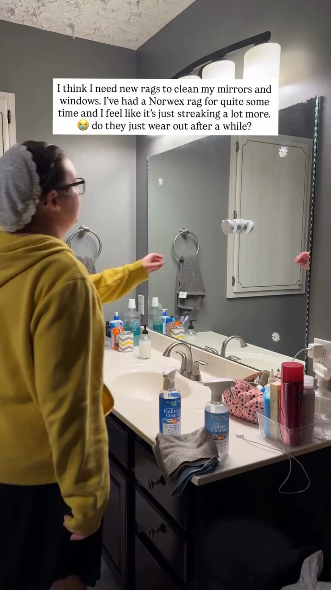 I think I need new rags to clean my mirrors and windows. I’ve had a Norwex rag for quite some time and I feel like it’s just streaking a lot more. 😭 do they just wear out after a while?