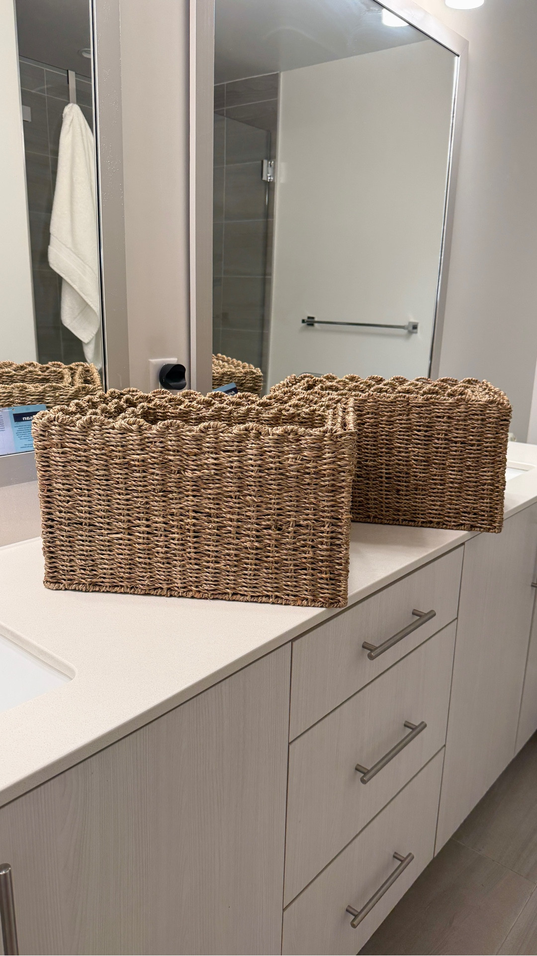Linen closet organization 

#organization #homeorganization #bathroomorganization

#LTKHome