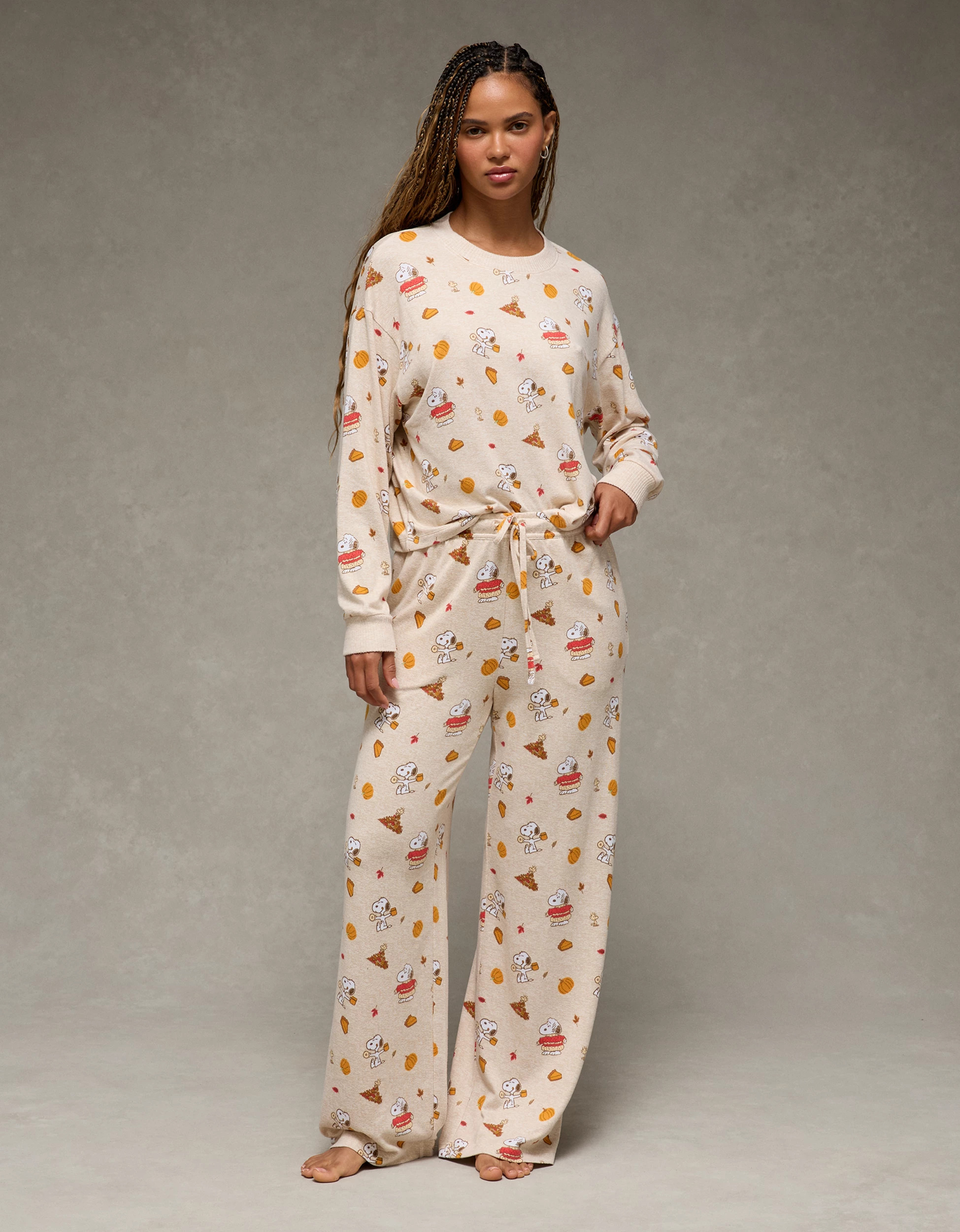 AE Luxe Plush Snoopy Fall Long-Sleeve & Pant PJ Set | American Eagle Outfitters (US & CA)