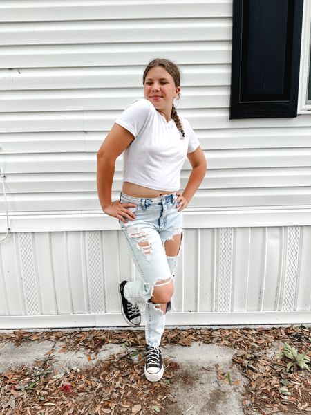 Not sure who told this girl to grow up but she’s looking more and more like a teen these days! 

Tween girl outfit 
Teen girl outfit 
Jeans
Converse
Outfit Inspo 

#LTKfindsunder50 #LTKxTarget #LTKkids