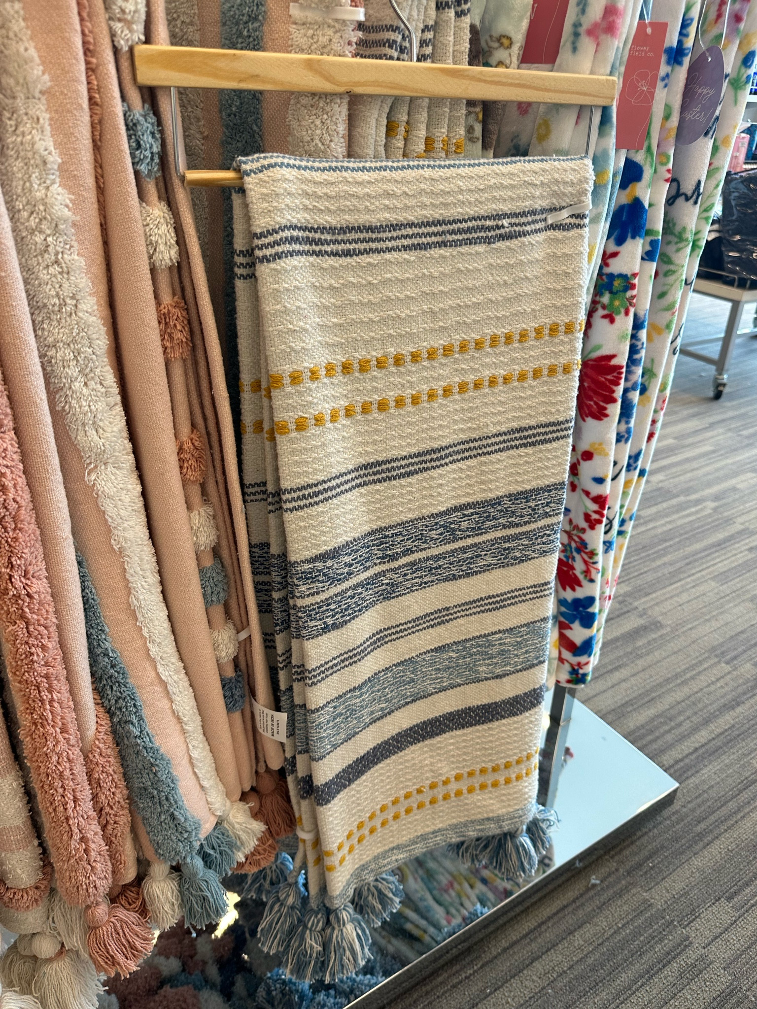 Summer throws and blankets at @nordstromrack #rackyouway 

#LTKFind #LTKhome #LTKSeasonal