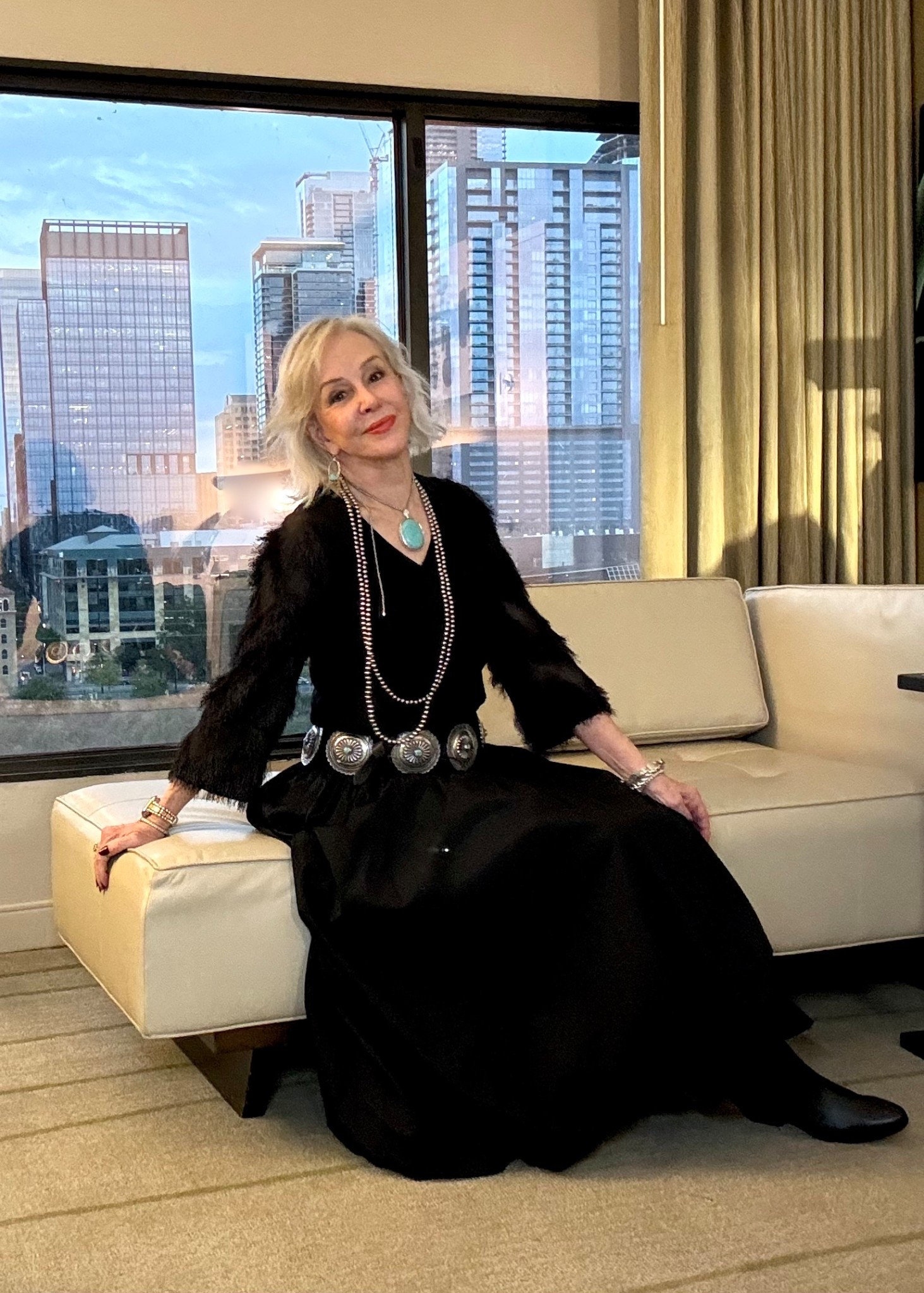 Bubble maxi skirt under $40
Concho belt 
Veronica Beard black leather booties 
Turquoise jewelry 

#LTKFindsUnder50