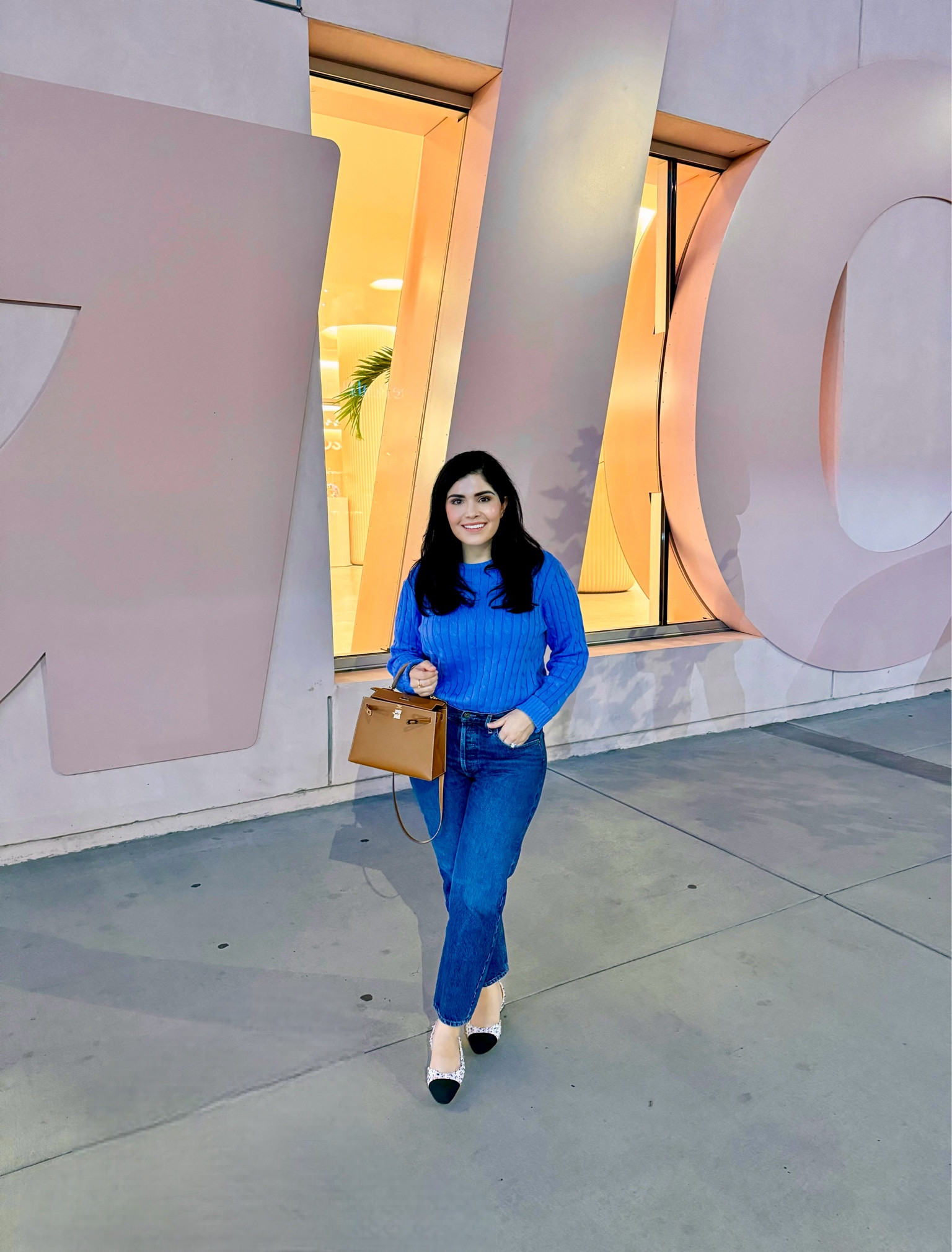 Beverly Hills 💙

Cable knit sweater, Ralph Lauren, agolde jeans, fall outfit, fall looks, fall fashion, Hermes, sling back, Chanel 

#LTKGiftGuide #LTKSeasonal #LTKHolidaySale