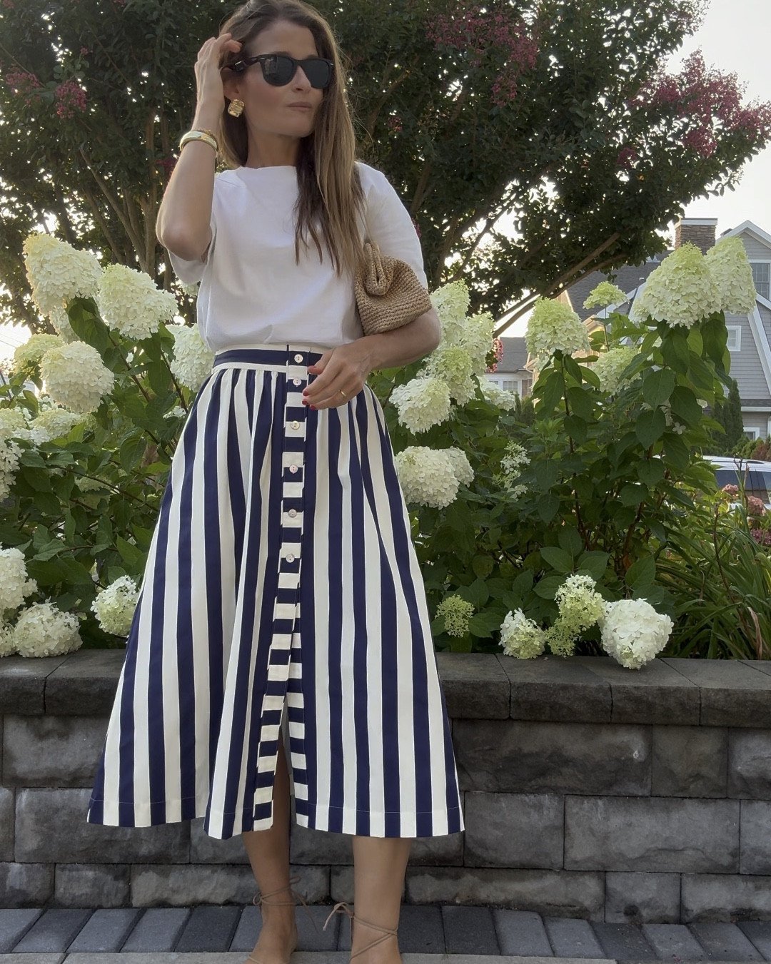 Friday ootd 💫 time to relax & enjoy the weekend! 

Sizing notes 〰️
shirt & skirt - wearing and xs in both. Could have taken my true size (small) in both though!! 

#LTKVideo