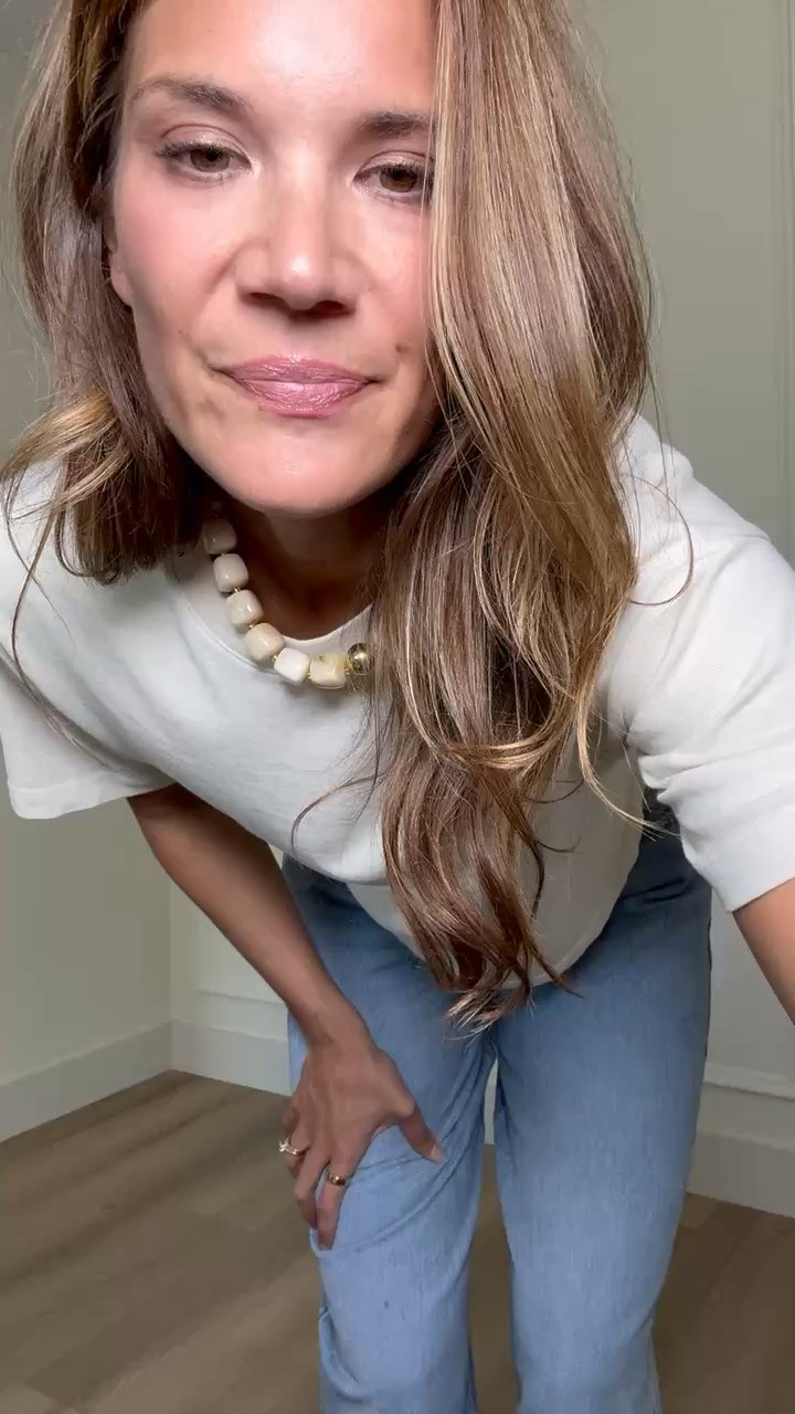 Baggy wide leg jeans that are actually long enough for tall girls! I love the relaxed fit for an everyday denim option that works with sneakers, flats or boots.

baggy wide leg jeans, tall girl jeans, long inseam jeans, tall women denim, relaxed fit jeans, wide leg denim, long leg approved, casual fall outfit, tall girl fashion, everyday denim, stangandco

#LTKootd #LTKTall #LTKSeasonal