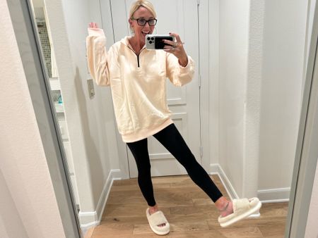 Amazon Prime Day shoppin’ ready! 😆🙌🥳 This is such a cozy outfit and perfect for fall weather! 🍂

#LTKfindsunder50 #LTKstyletip #LTKover40