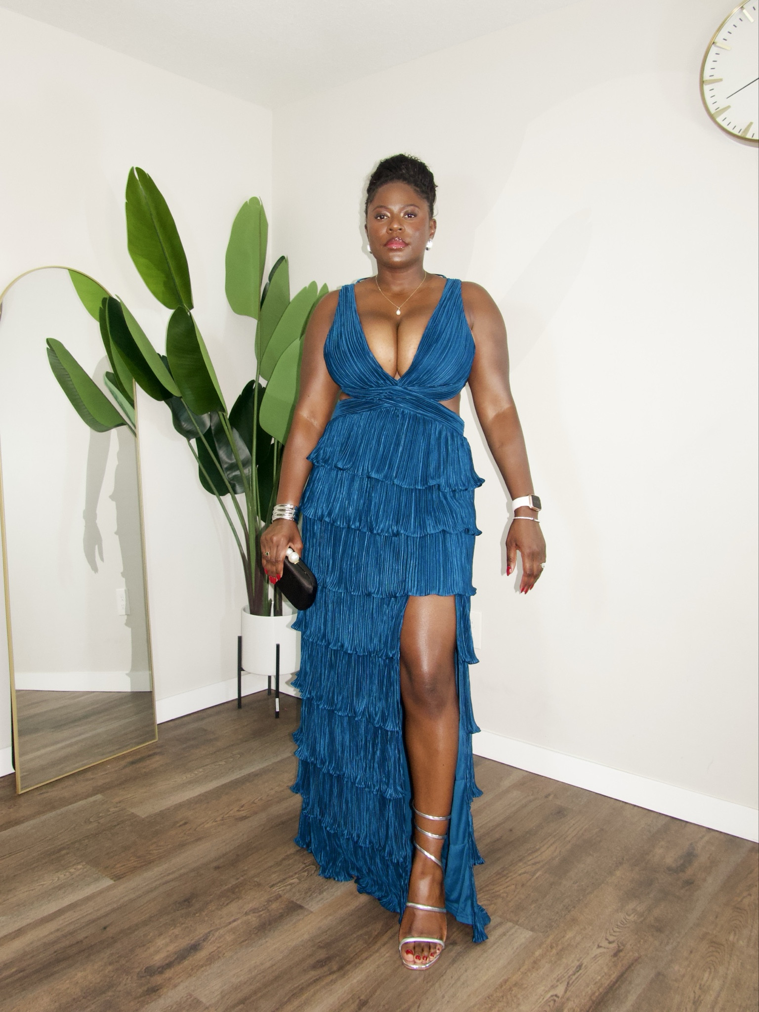 When she walk into the room, she owns it and the spotlight is on her baby 

#LTKFindsUnder100 #LTKootd #LTKgrwm