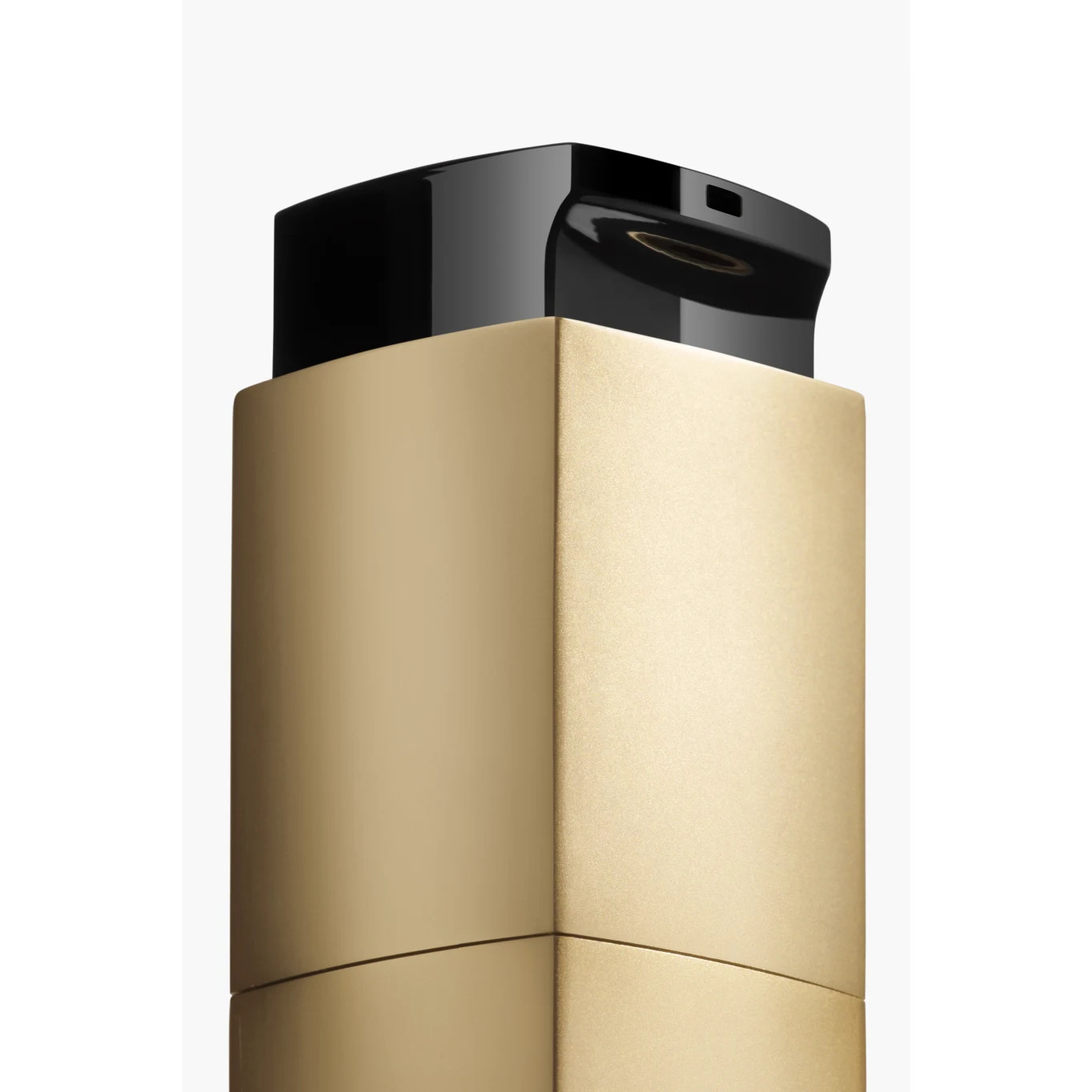 SUBLIMAGE LE SOIN PERFECTEUR Ultimate Radiance-Enhancing Priming Moisturizer | CHANEL | Chanel, Inc. (US)