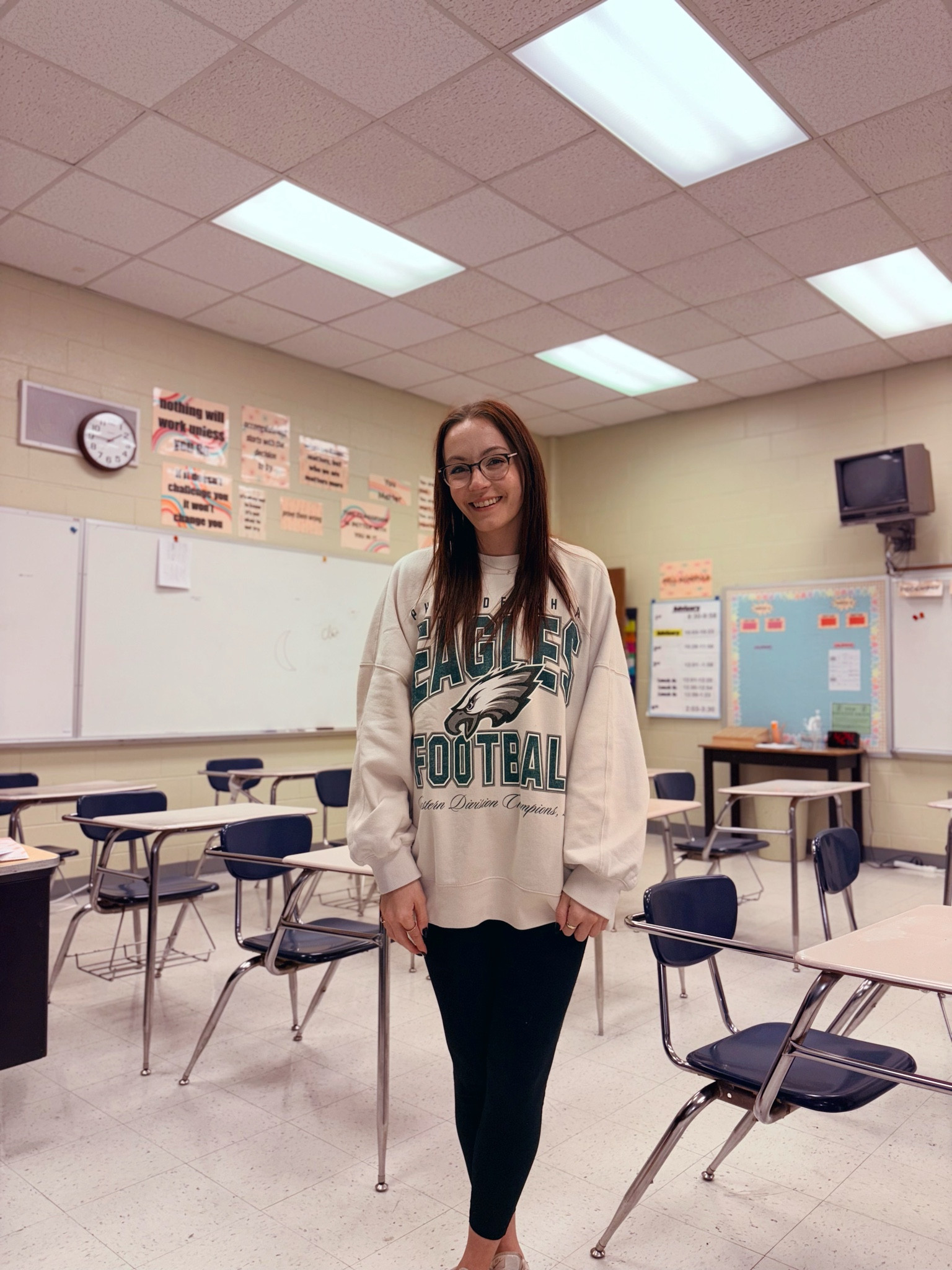 todays #teacherootd from @abercrombie! My sweatshirt is linked and is 25% plus and additional 15% off for cyber monday! the sale ends at midnight!

#LTKCyberWeek #LTKFindsUnder50 #LTKSaleAlert