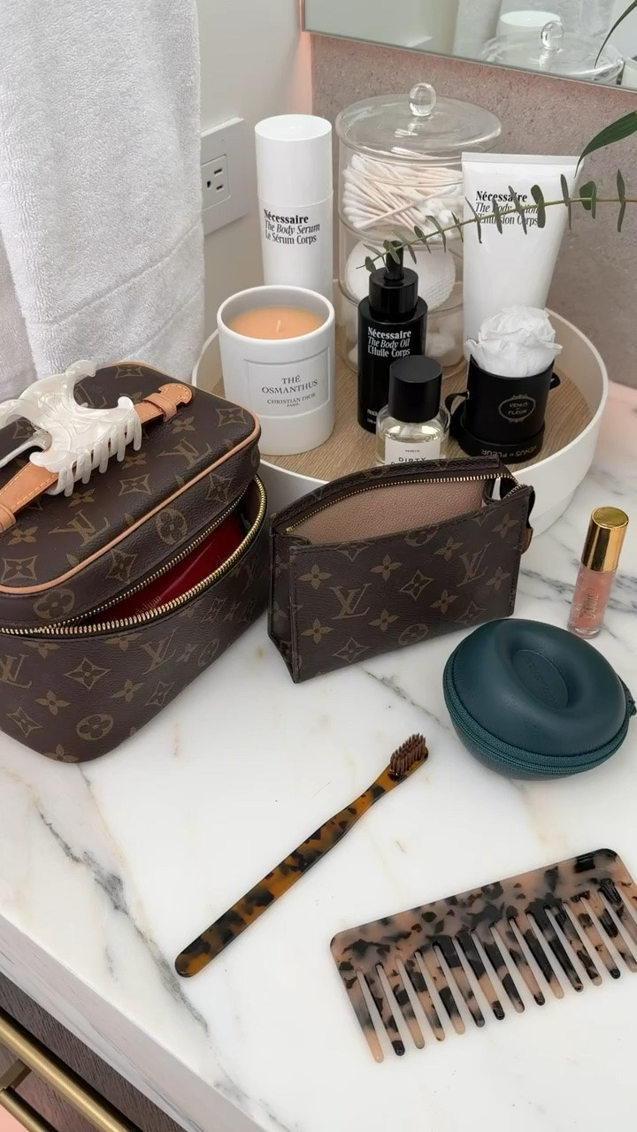 Some of my Amazon travel essentials!! These clips look just like Celine that are $$$ 

Amazon finds, Amazon essentials, Amazon Prime, Travel, Hair clips, Gemme Beauty, Emily Gemma

#LTKstorytime #LTKBeauty #LTKTravel