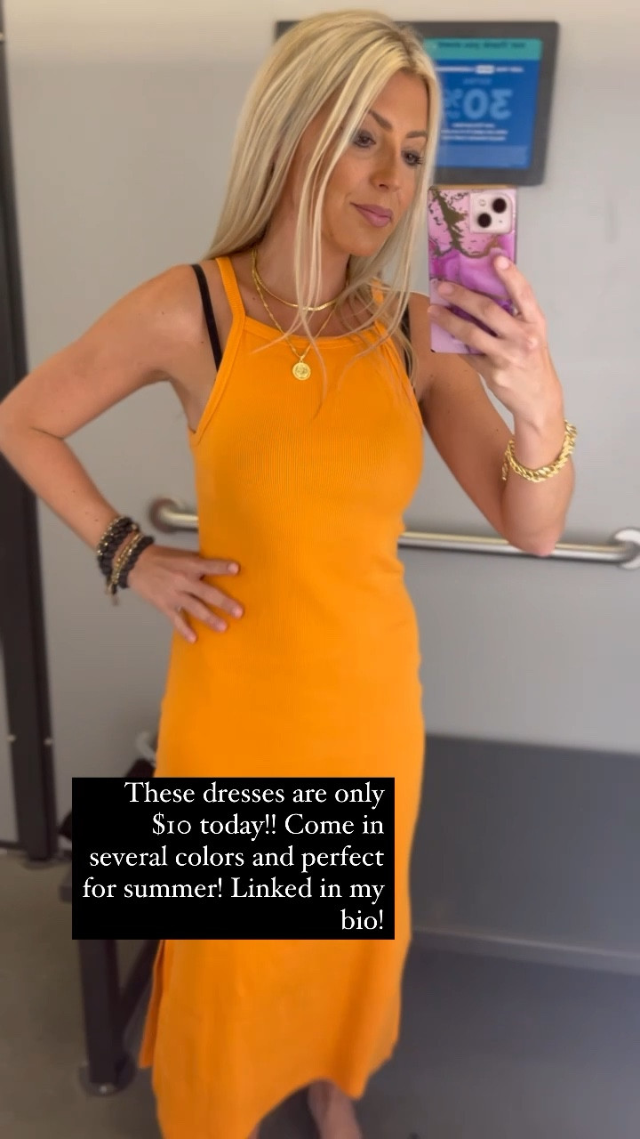 These dresses are only $10 today!! Come in several colors and perfect for summer!! 

#springfashion #onsale #dress #summerdress #summerfashion #springdress #vacationdress #vacationoutfit #resortwear #resortdress #oldnavy

#LTKsalealert #LTKFind #LTKtravel