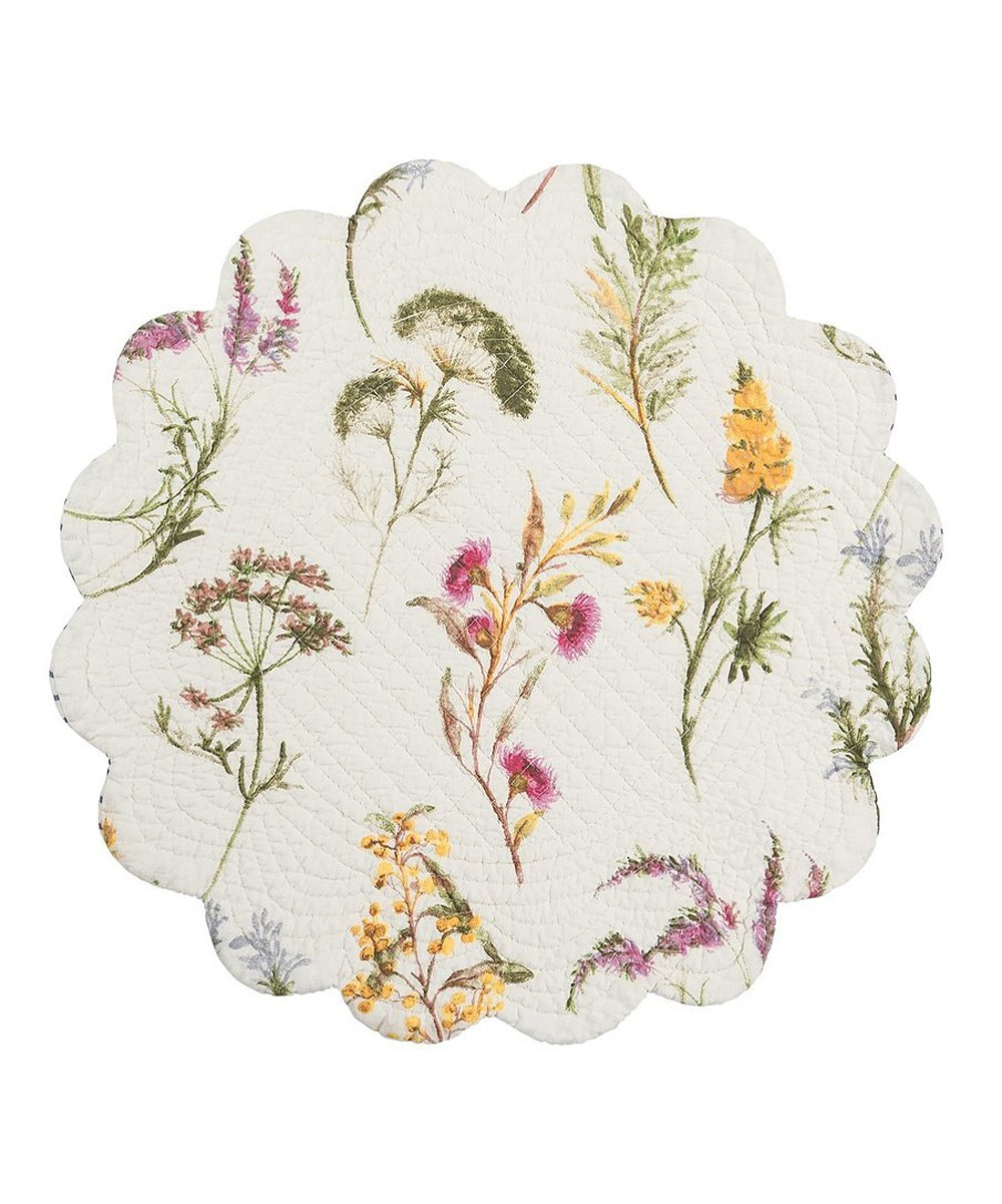Dogwood Market Placemats Yellow - White & Yellow Genevieve Double-Sided Place Mat - Set of Four | Zulily