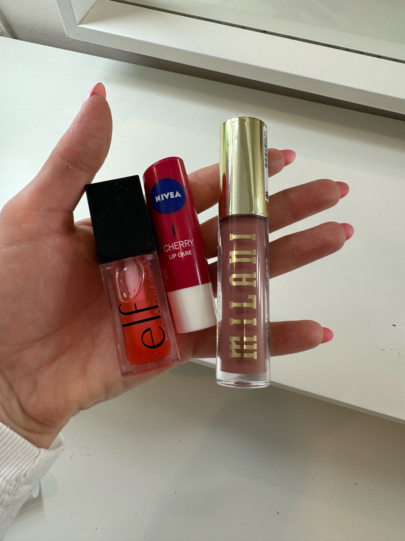 My fav drugstore dupes for lips 💄

#LTKfindsunder50 #LTKfamily #LTKbeauty