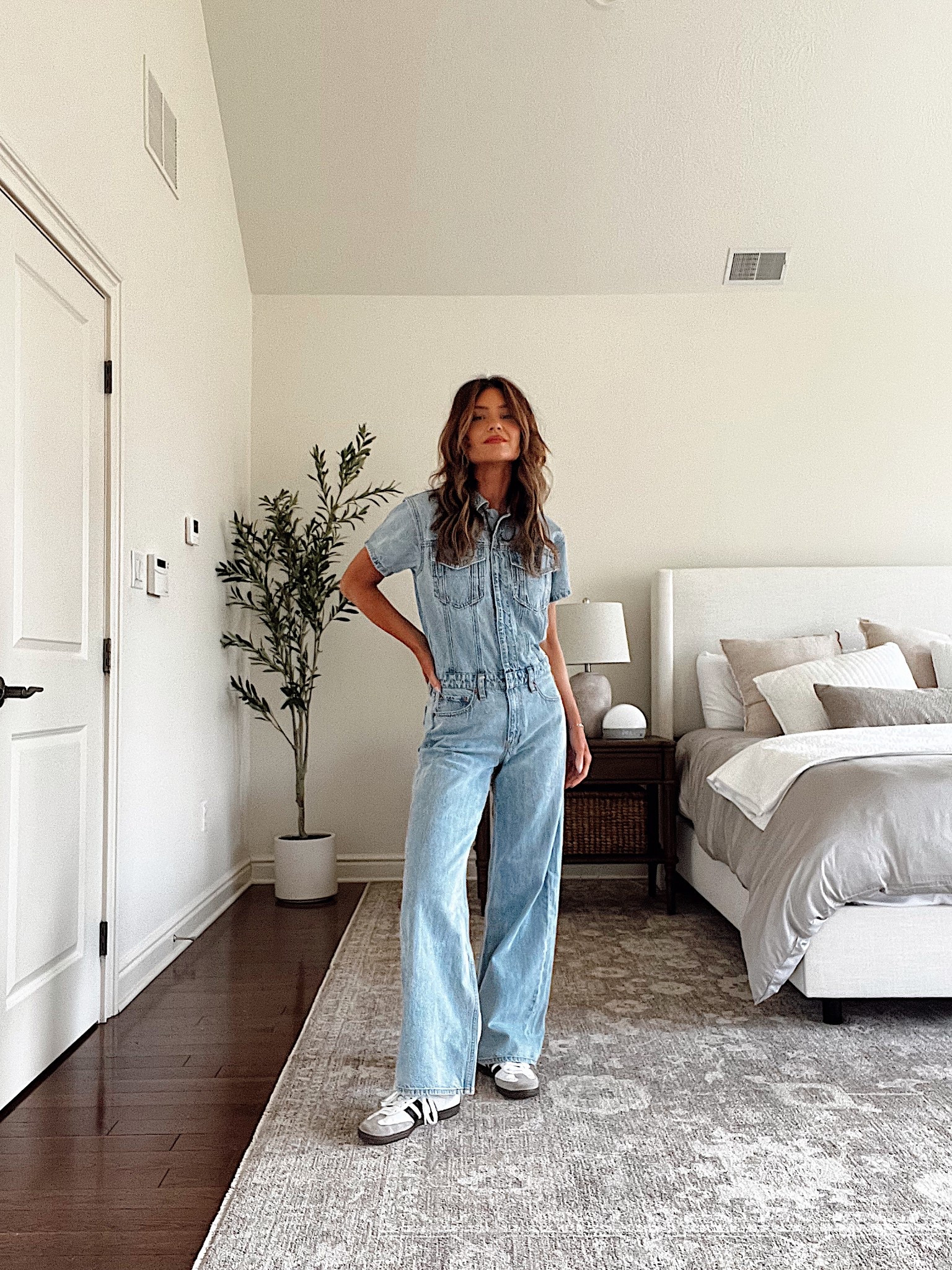 Jumpsuit on sale right now! Originally $130, on sale for $97.50. 

#LTKFindsUnder100 #LTKSaleAlert #LTKSeasonal