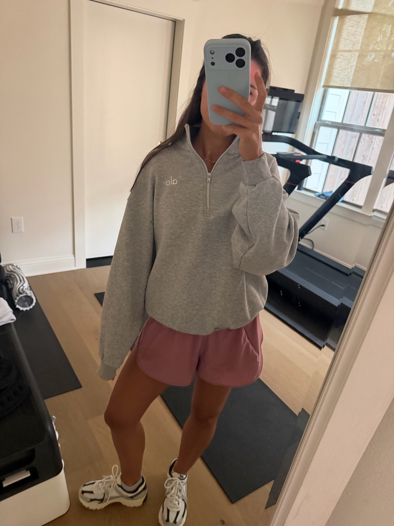 @Alo Yoga 1/4 zip in grey !! match point shorts
@Nike US sneakers

#LTKActive #LTKfitnessgoals #LTKTravel