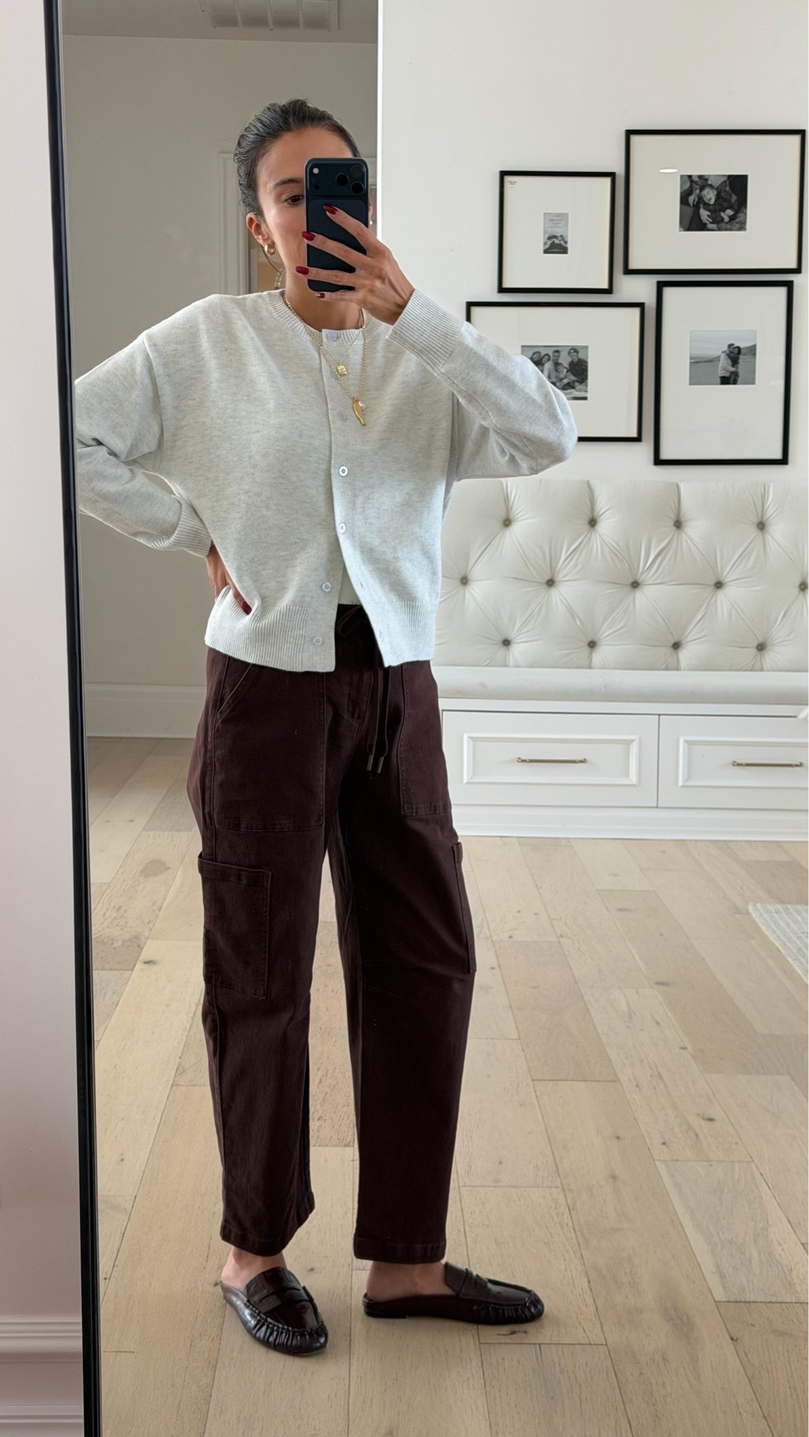 Fall outfit 🤍

Amazon fashion, fall fashion, cargo pants, brown pants, loafers

#LTKootd #LTKOver40 #LTKSeasonal