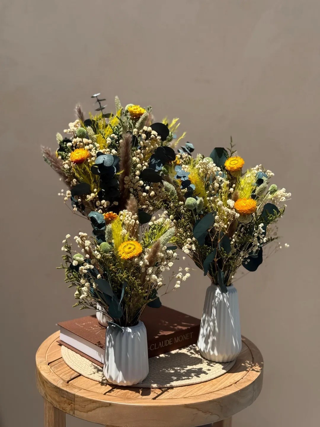 Bright, balanced, and full of life, Solvia by EverdriedBloom is a round dried flower bouquet designed to be admired from every angle. Sunny yellow billy balls paired with soft pampas, eucalyptus blues, bunny tails, and delicate preserved blooms create a fresh, uplifting palette that instantly warms any room. With a true 360-degree design and multiple size options, it’s a beautiful choice for dining tables, coffee tables, or as a thoughtful, long-lasting gift—available with or without a vase to suit your space.

#LTKhome #EtsyFinds #DriedFlowerBouquet #CenterpieceDecor #EverlastingFlorals #CheerfulHome #NaturalDecor #HandcraftedHome #ThoughtfulGifting

#LTKSeasonal #LTKHome #LTKWedding