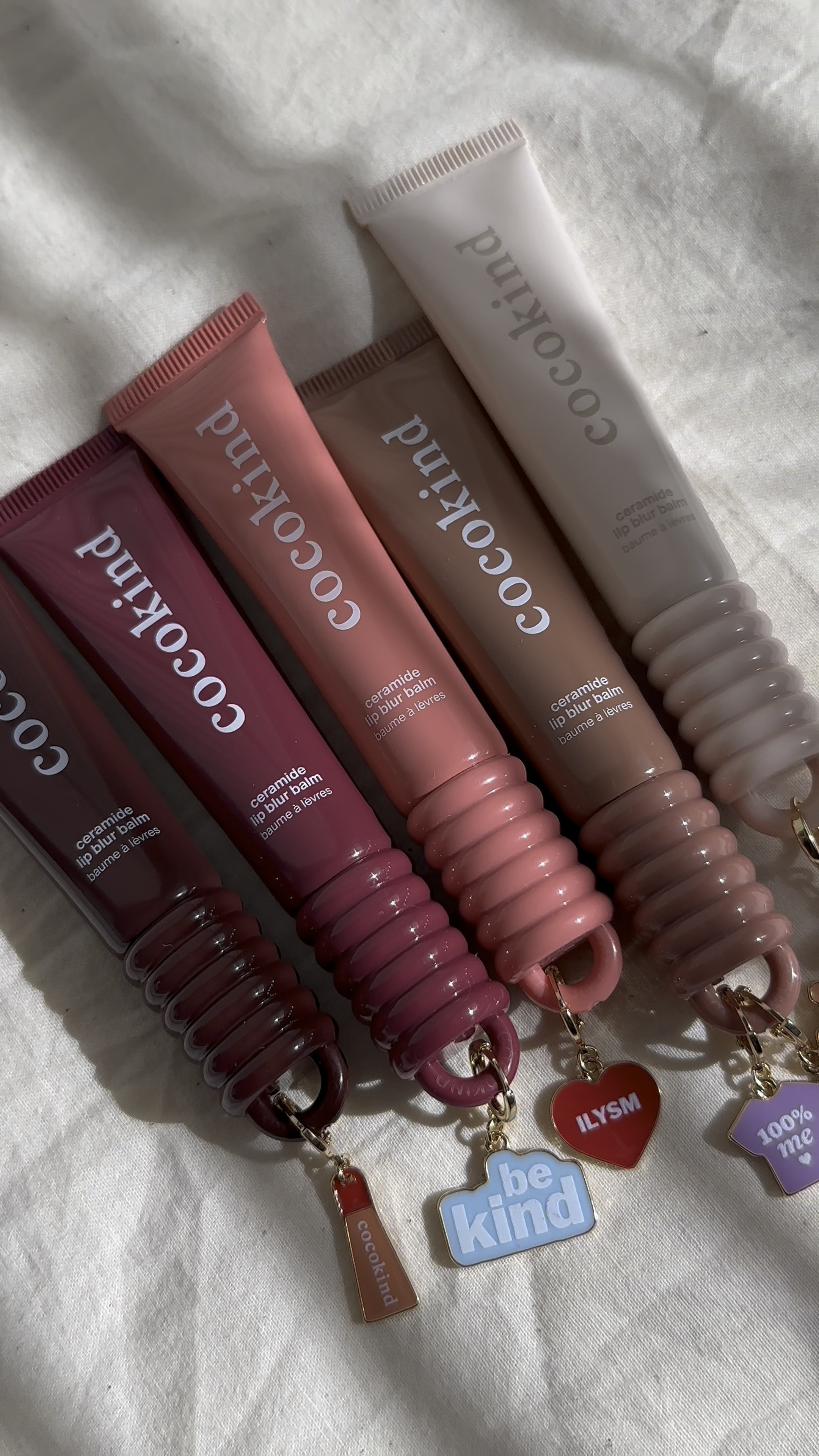 Just dropped: The world’s FIRST lip balm packed with skincare-loving ingredients like ceramides and peptides! Perfect for sensitive skin, even eczema-prone. Just $12 each.

Grab the full set and get 5 FREE charms! Shop now at cocokind.com or @ulta 



#LTKBeauty