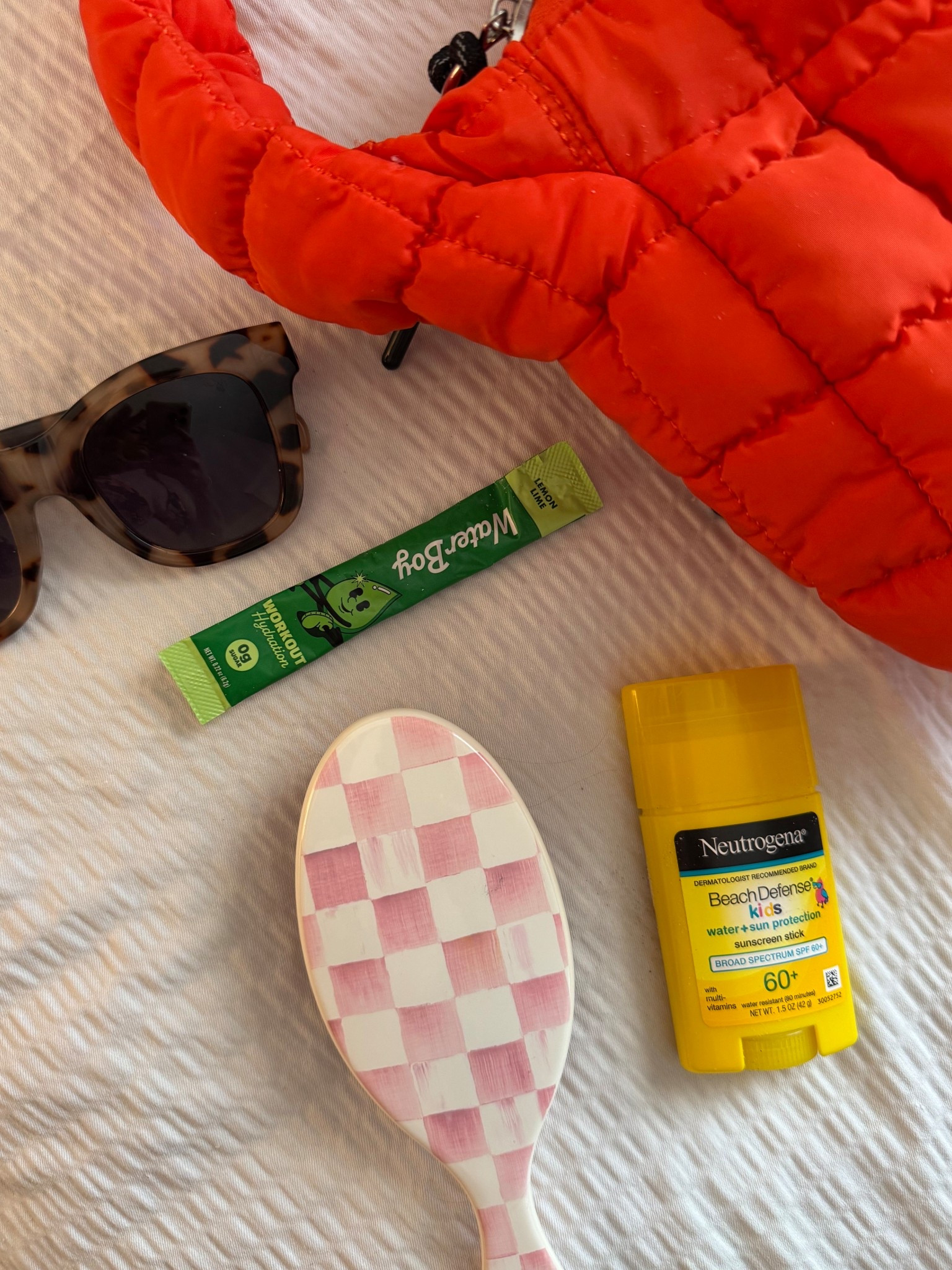 Beach day essentials ☀️

#LTKmomlife #LTKTravel #LTKgrwm