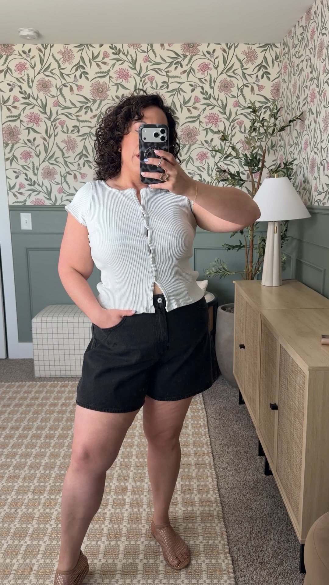 Midsize shorts approved for summer! Wearing size 32 in the loose shorts curve love style 

#LTKgrwm #LTKootd #LTKMidsize