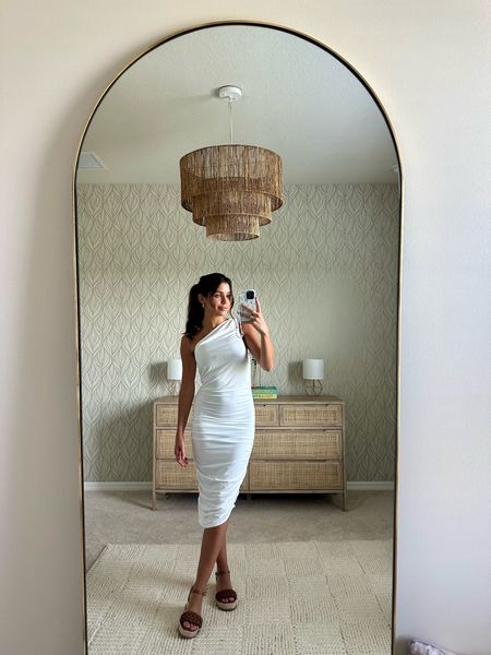 The perfect dress to pack on your honeymoon or for your bachelorette! It is SO flattering!! 

@walmart #walmartpartner

@walmartfashion #walmartfashion

#LTKWedding #LTKStyleTip #LTKTravel
