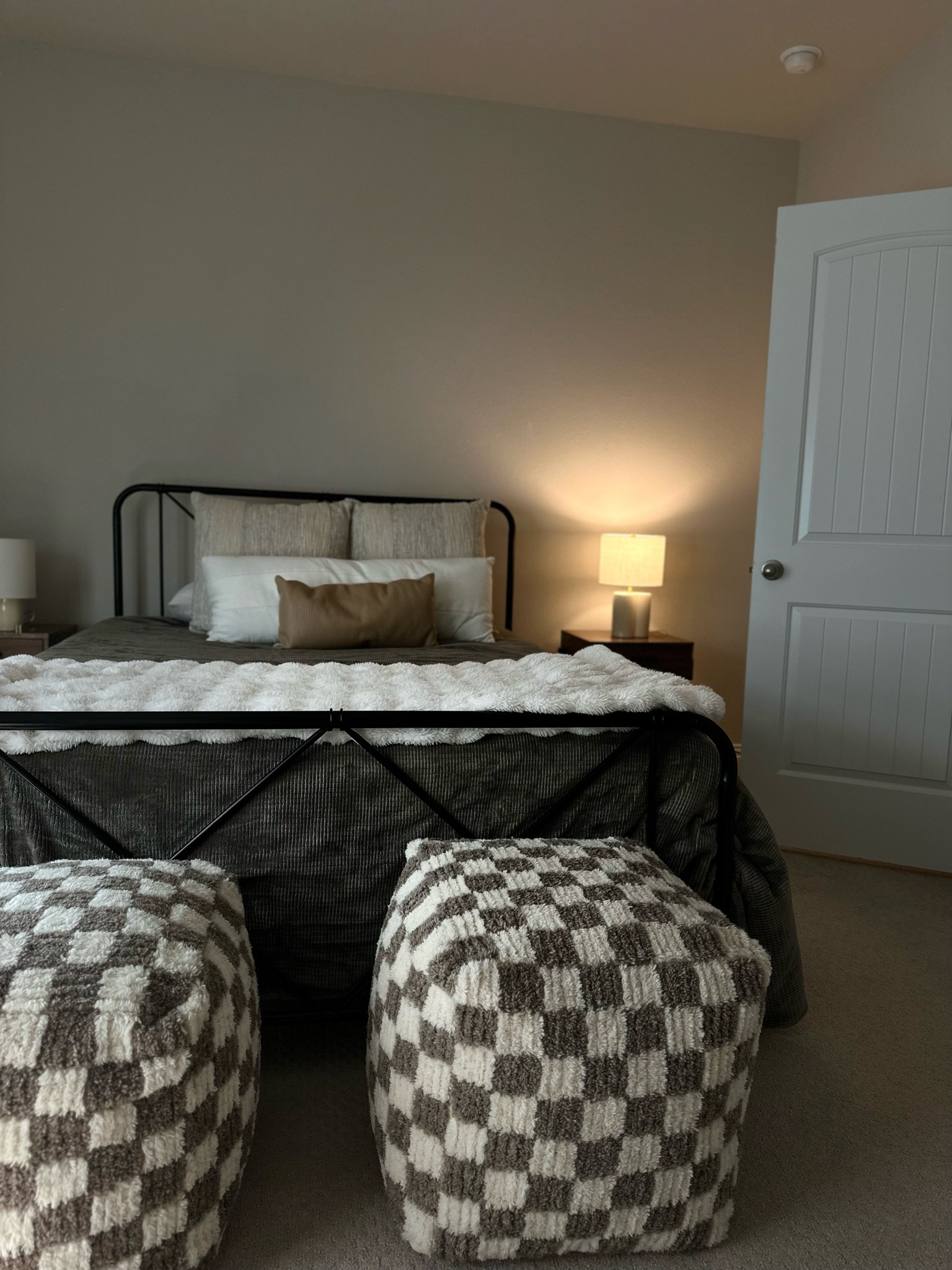 Guest bedroom coming together 