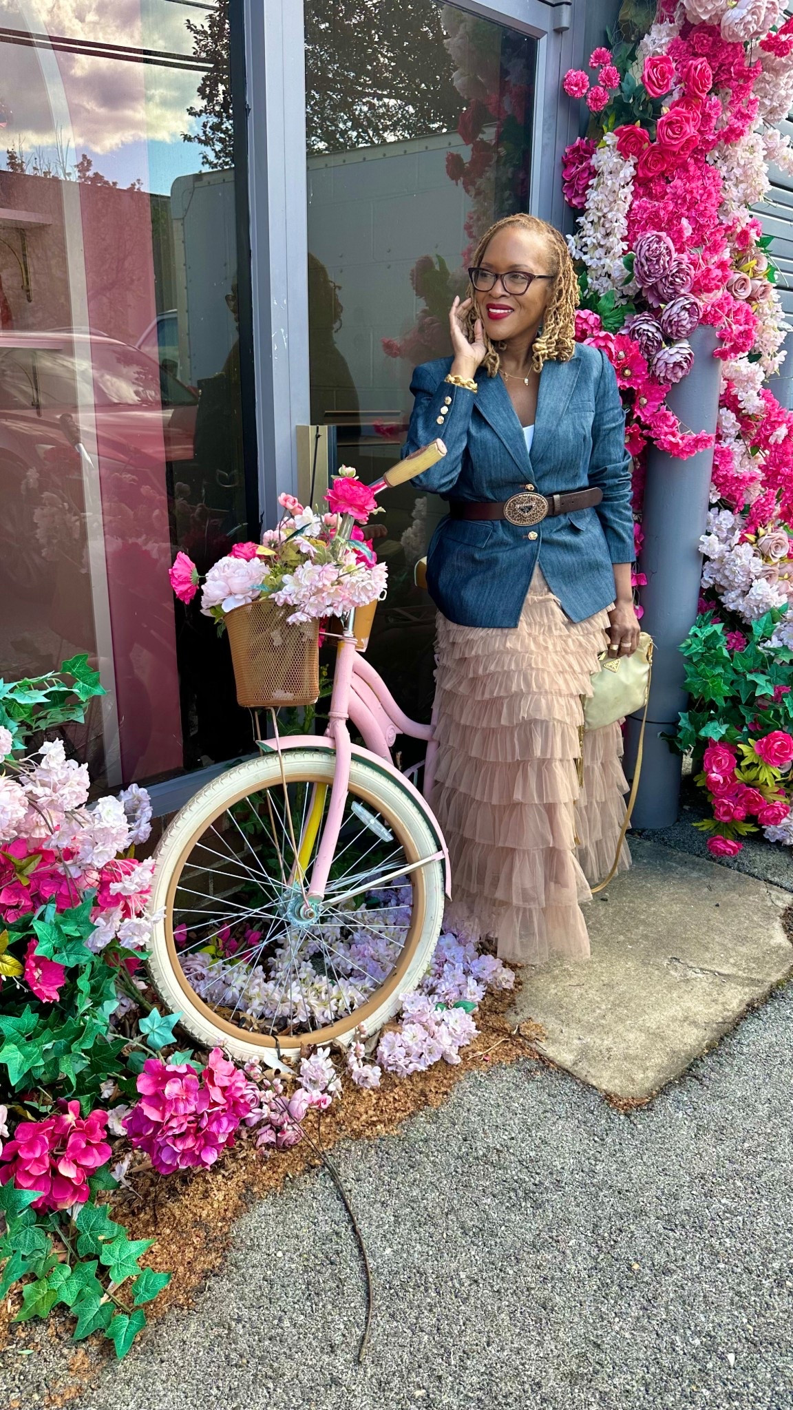 Casual chic spring outfit 

#LTKMothersDay #LTKdayinmylife #LTKvlog