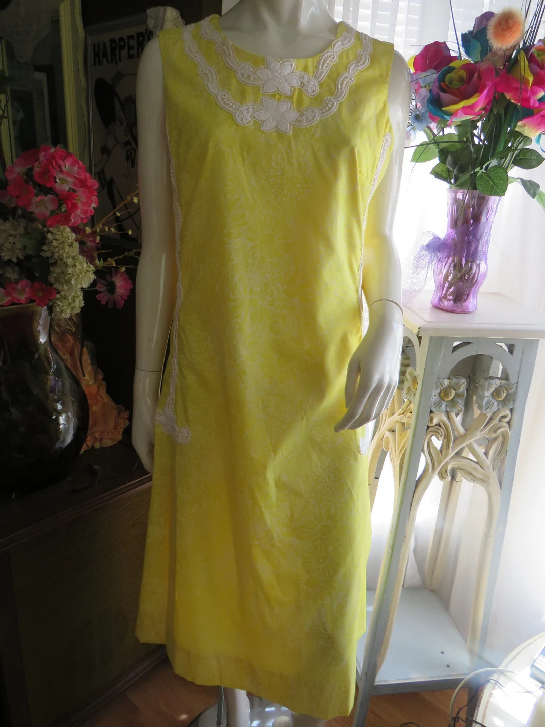 1950s'/60s' Sleeveless YELLOW/WHITE Shift Style DRESS by the Lilly/lilly Pulitzer Inc.no Size Tag... | Etsy (US)