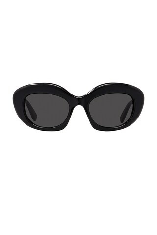 Loewe Curvy Sunglasses in Shiny Black & Smoke - Black. Size all. | FWRD 