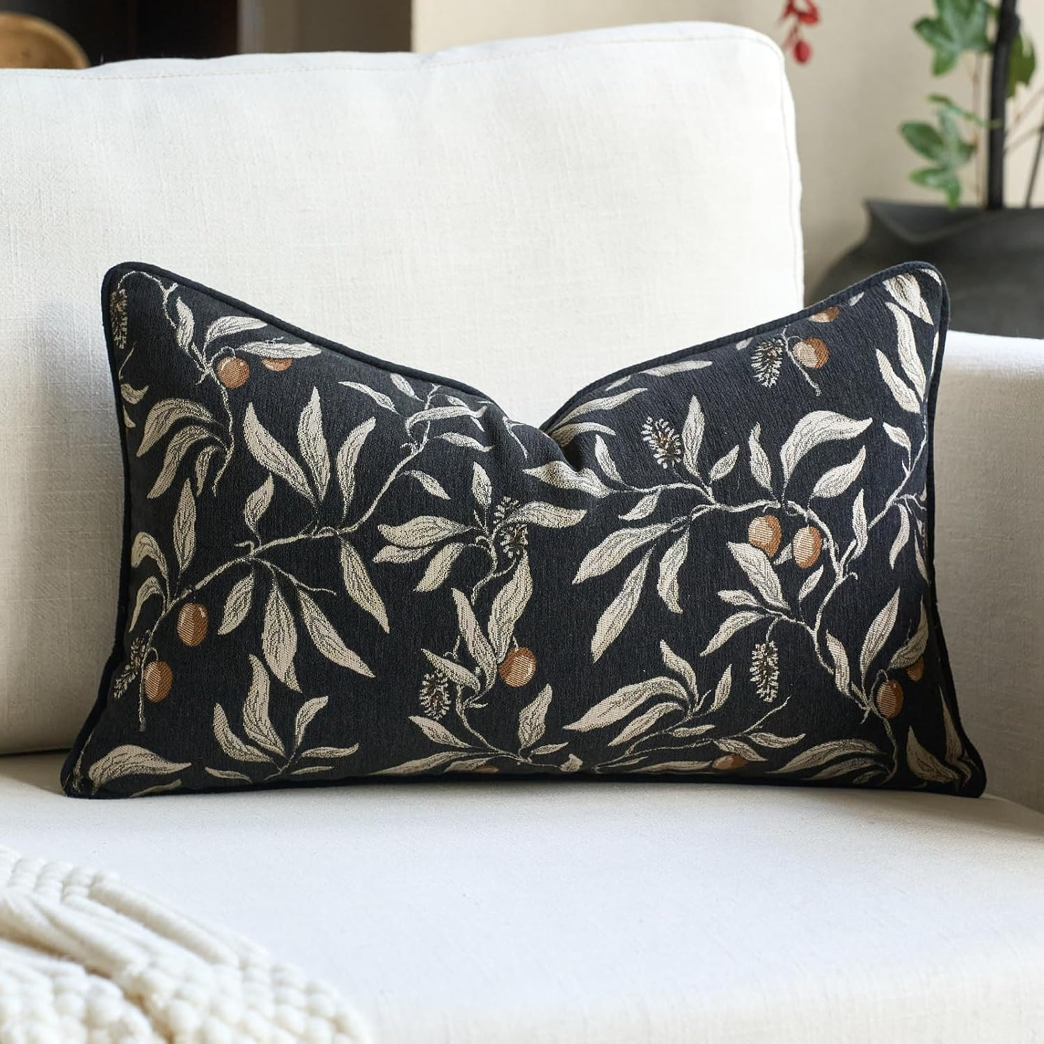 Alerfa Black Floral Throw Pillow Cover 12 x 20 Inch Rectange Luxury Decorative Lumbar Pillow Cover for Couch Living Room Bedroom | Amazon (US)