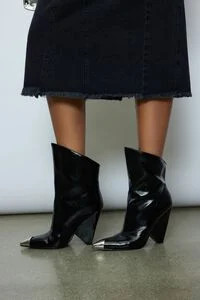 Metallic Toe Block Heel Boots | Forever 21 (US)
