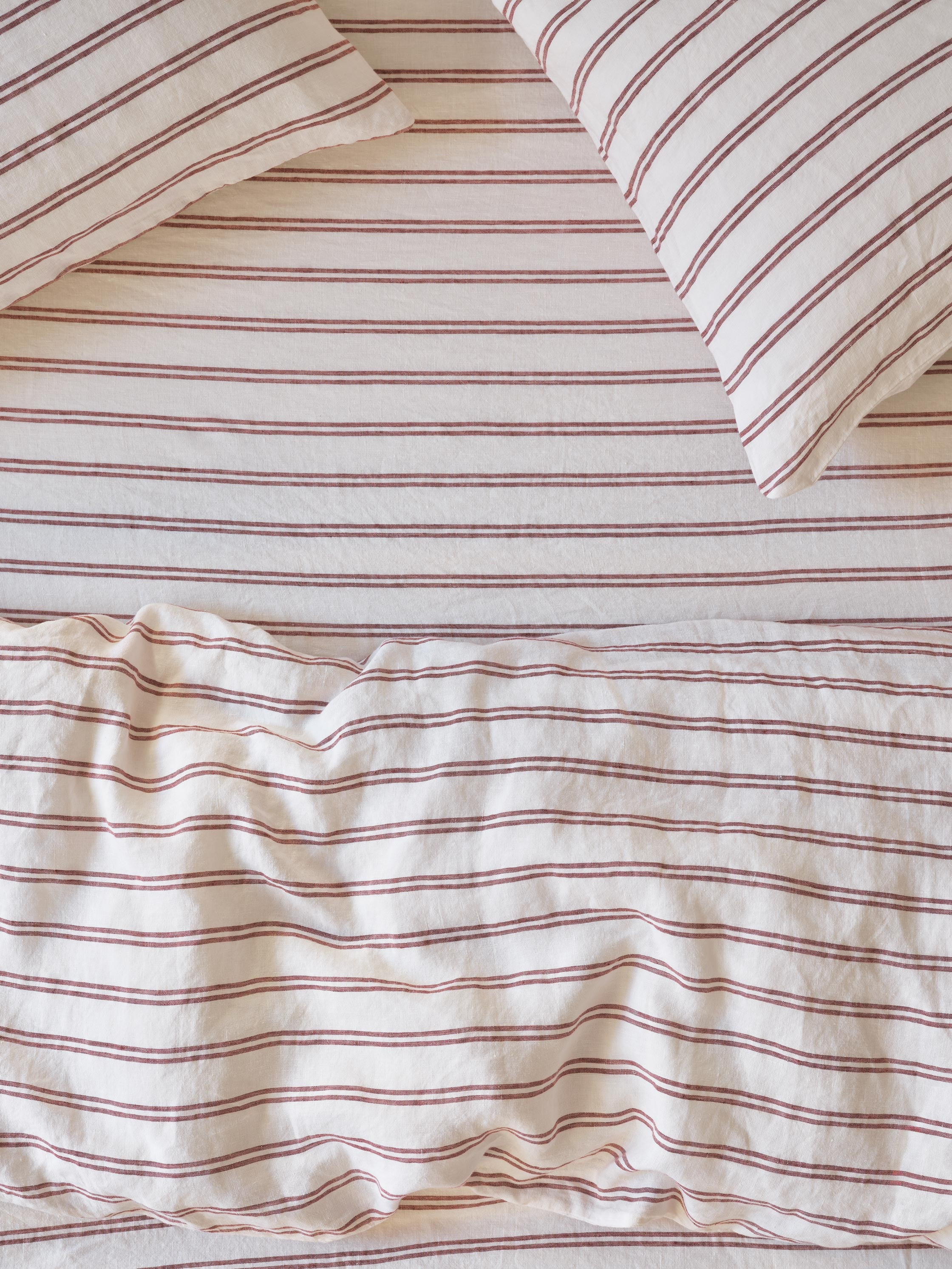 Rhubarb Kemptown Stripe Linen Blend Fitted Sheet | Piglet