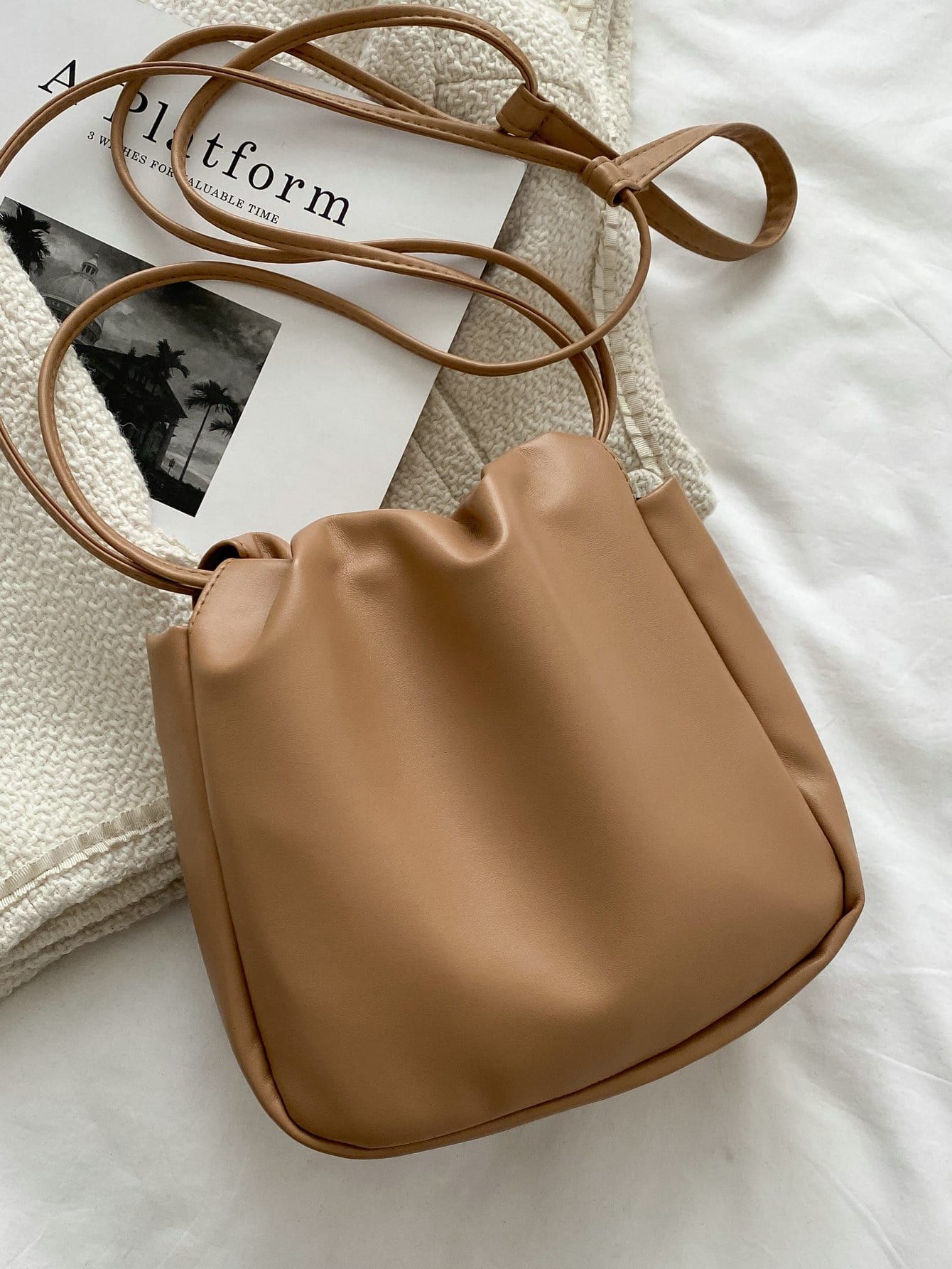 Minimalist Ruched Bucket Bag | SHEIN