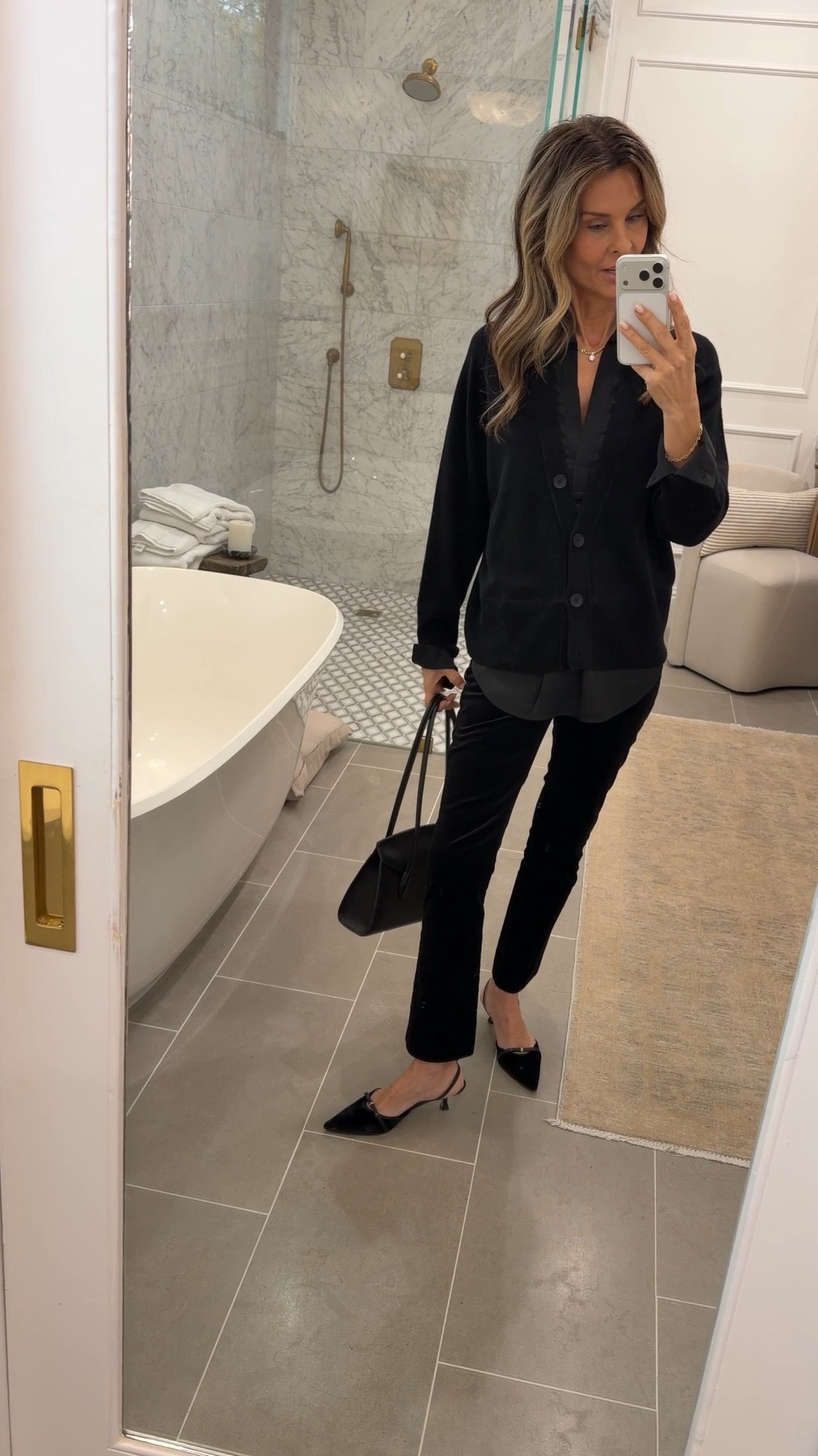 Love this look! I’m 5’6’’.
-Brochu Walker top size XS
-Tuckernuck velvet pant is out of stock but I’ve linked similar 
-shoes TTS

#LTKOver40 #LTKootd #LTKSeasonal